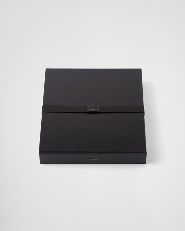 Saffiano leather checkers set Saffiano leather checkers set