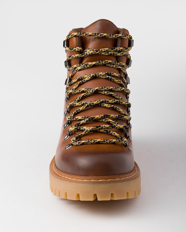 Laced leather booties Laced leather booties