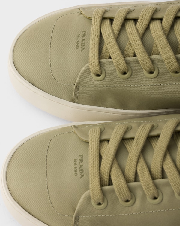 Sneakers Court alte in Re-Nylon - Oliva Sneakers Court alte in Re-Nylon - Oliva