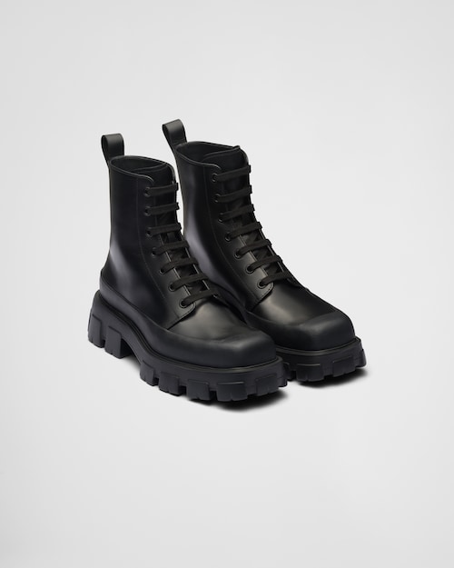 PRADA サイドゴアブーツサイズ8 ブラック 2TC028