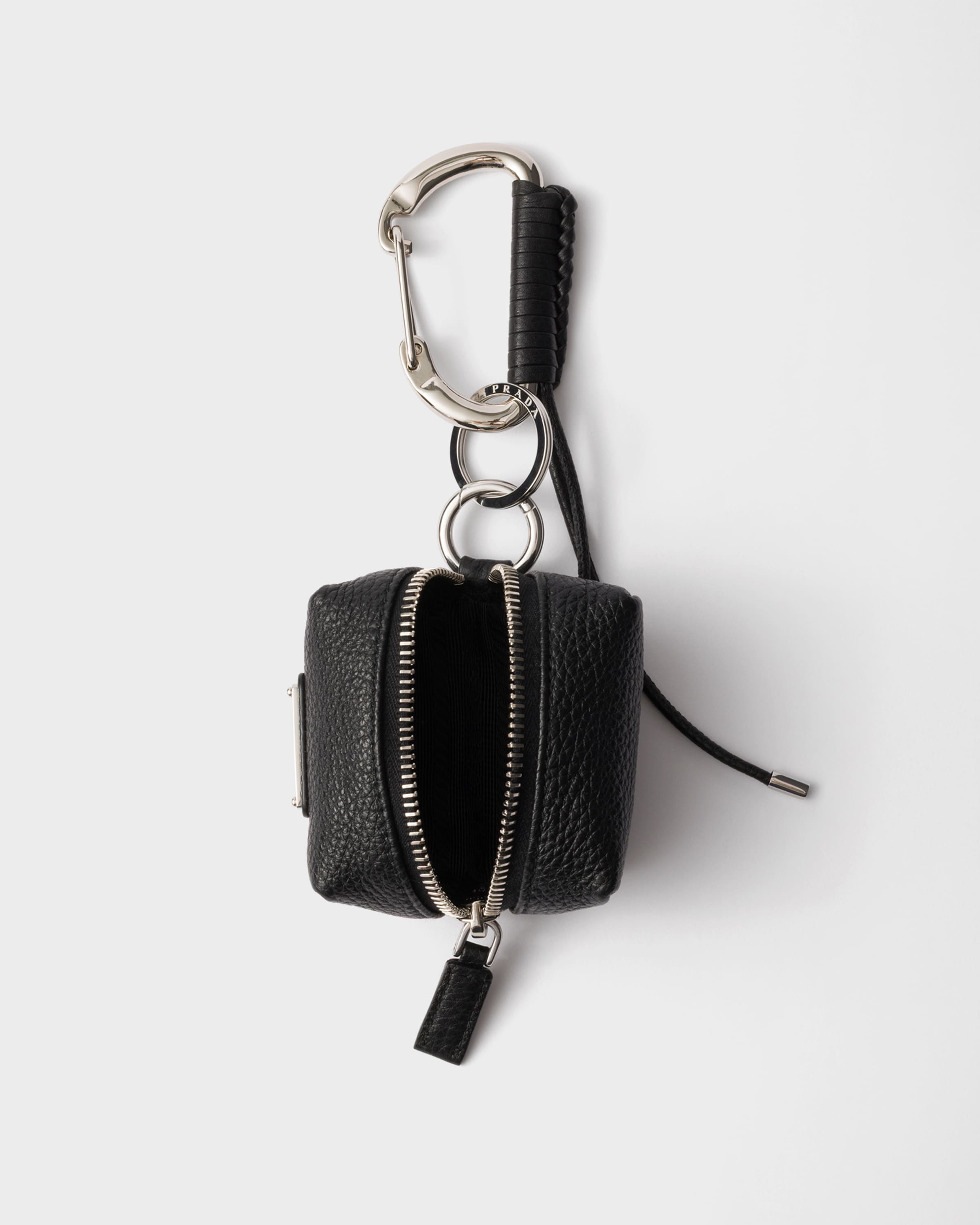 メンズバッグ チャーム＆キーホルダー｜アクセサリー｜Prada
