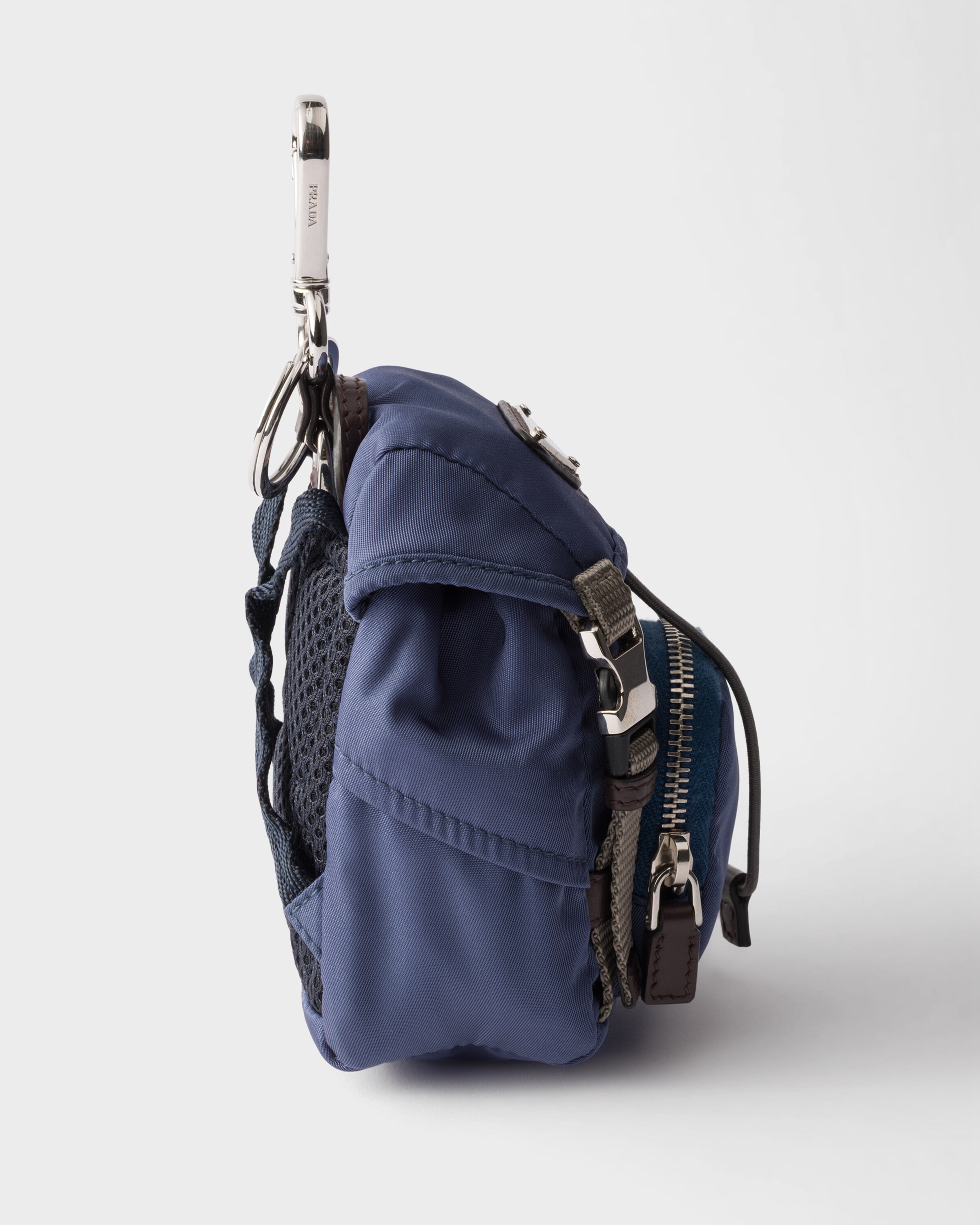 アビエーションブルー ミニアイコン Re-nylon X レザー キーチェーン