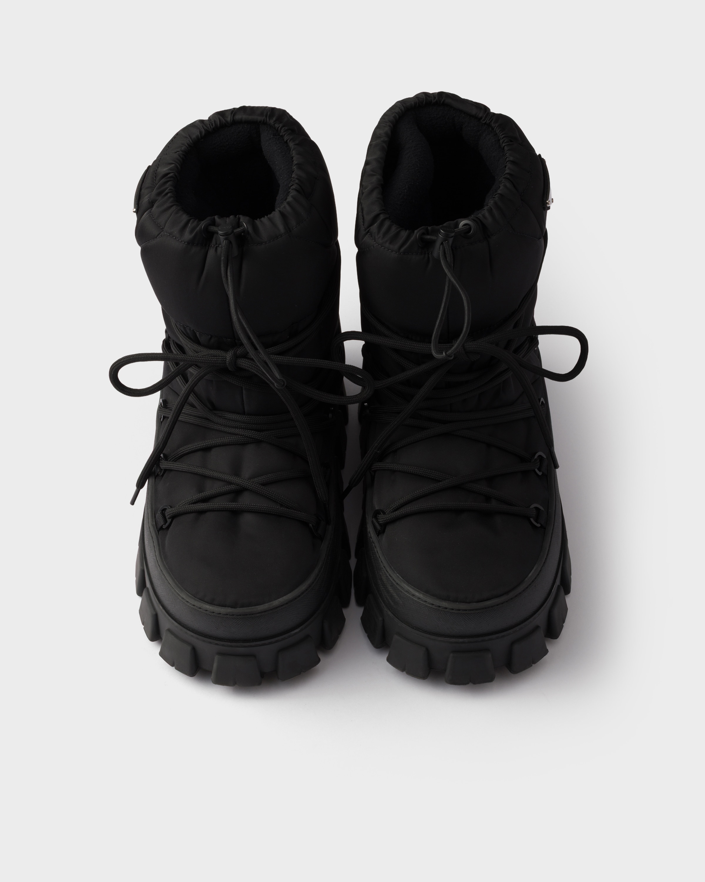 Prada Re-nylon Gabardine Après Ski Booties In Schwarz