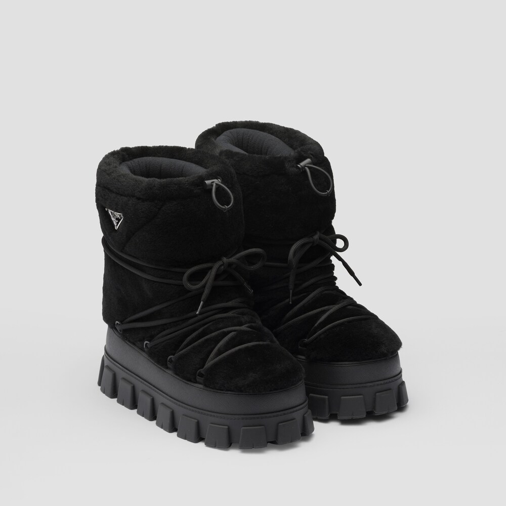 Prada Bottines après-ski en peau de mouton 1