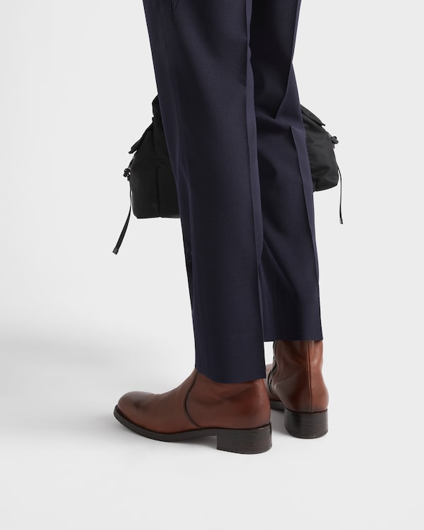 Bottes en cuir avec fermeture à glissière Bottes en cuir avec fermeture à glissière