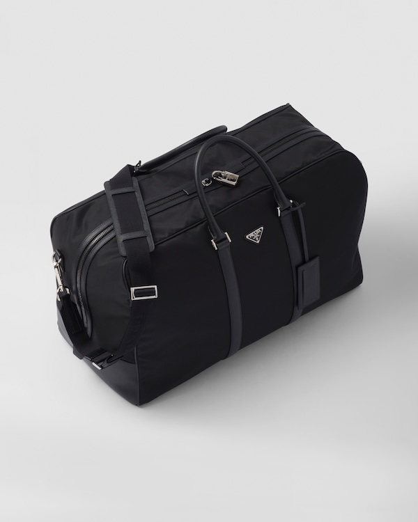 Bolsa de lona en piel Saffiano y Re-Nylon Bolsa de lona en piel Saffiano y Re-Nylon