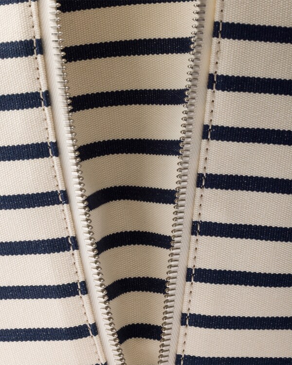 Weekender aus gestreiftem Canvas Weekender aus gestreiftem Canvas