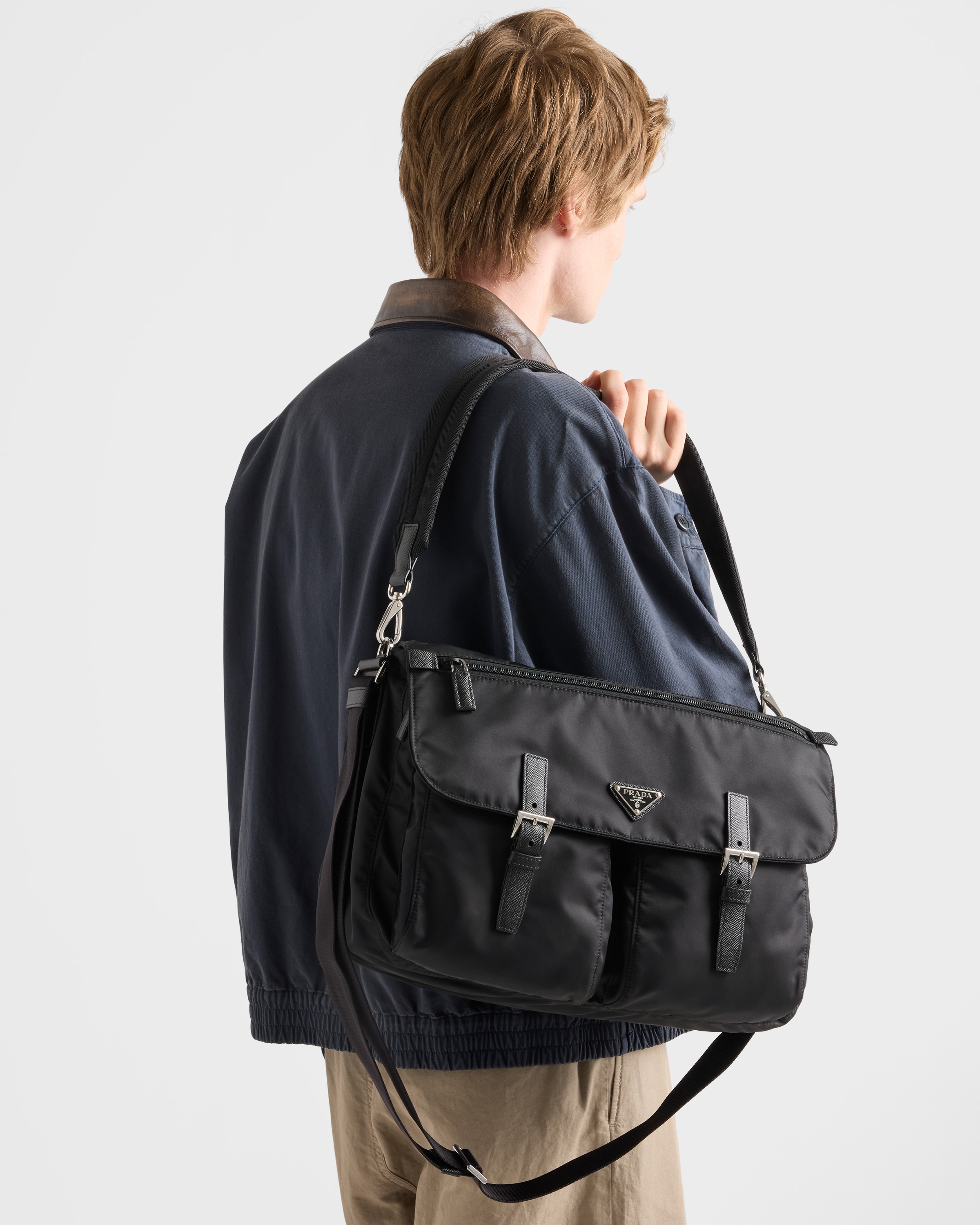 ブラック Re-nylon ショルダーバッグ | PRADA - 日本