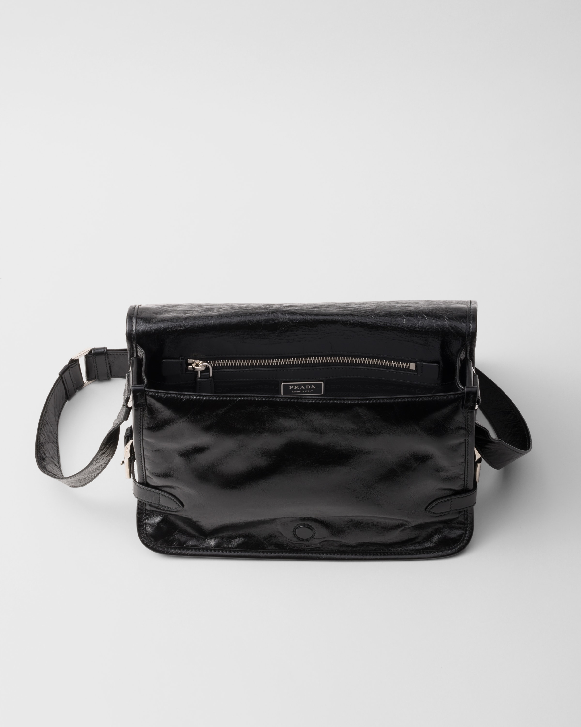 ブラック プラダ ボニー ラージ レザー ハンドバッグ | PRADA