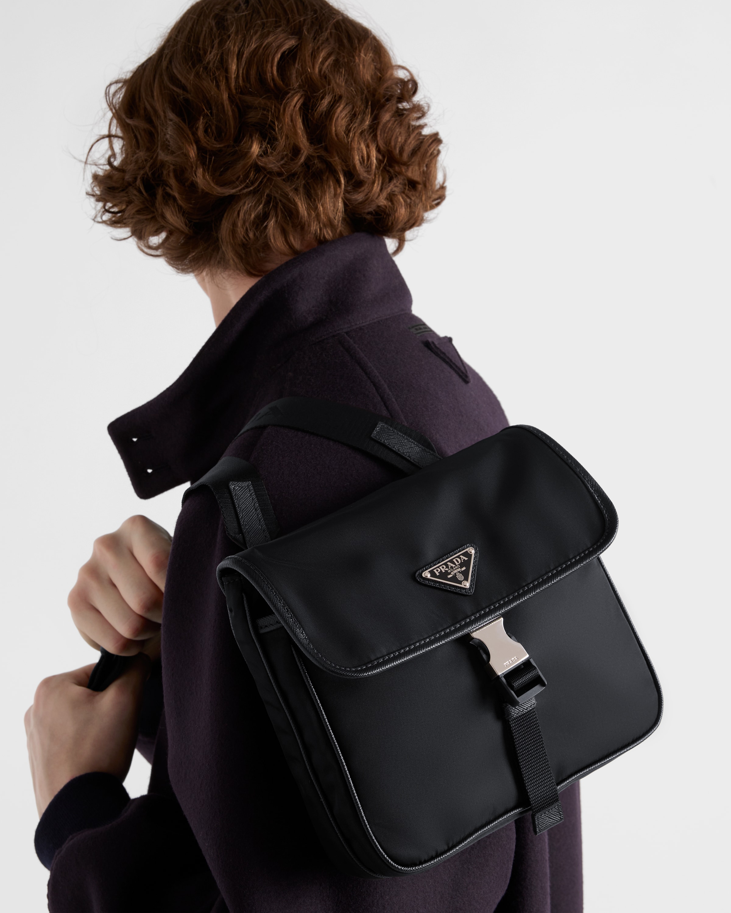 【PRADA】Re-Nylon and Saffiano shoulder bag Black Re-nylon And Saffiano Leather Shoulder Bag | PRADA