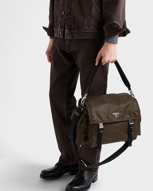 Borsa Prada Explore in Re-Nylon e pelle - Selva Borsa Prada Explore in Re-Nylon e pelle - Selva