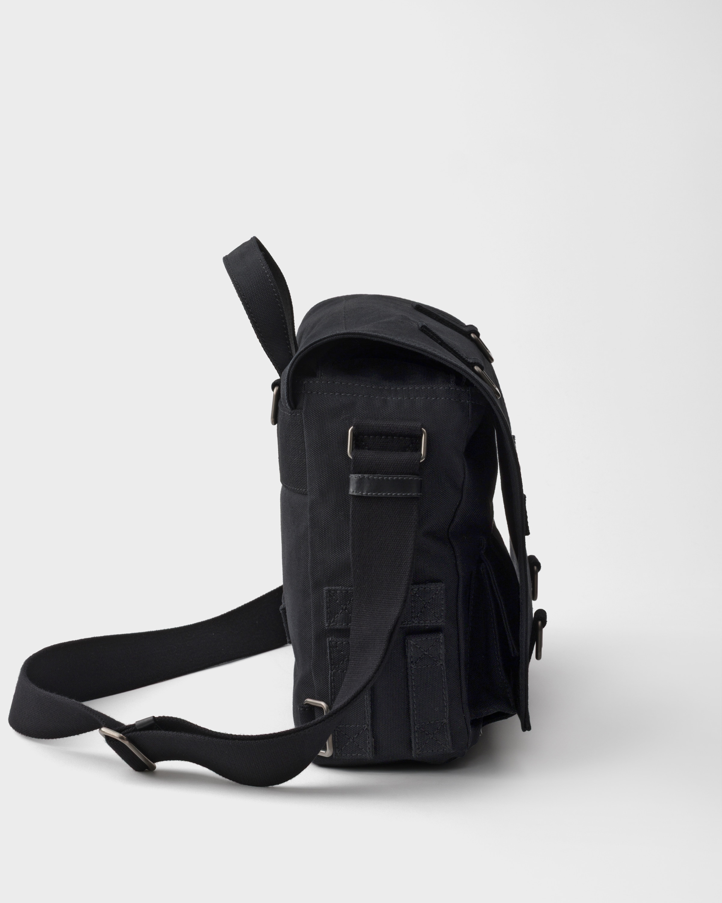 ブラック キャンバス ショルダーバッグ | PRADA