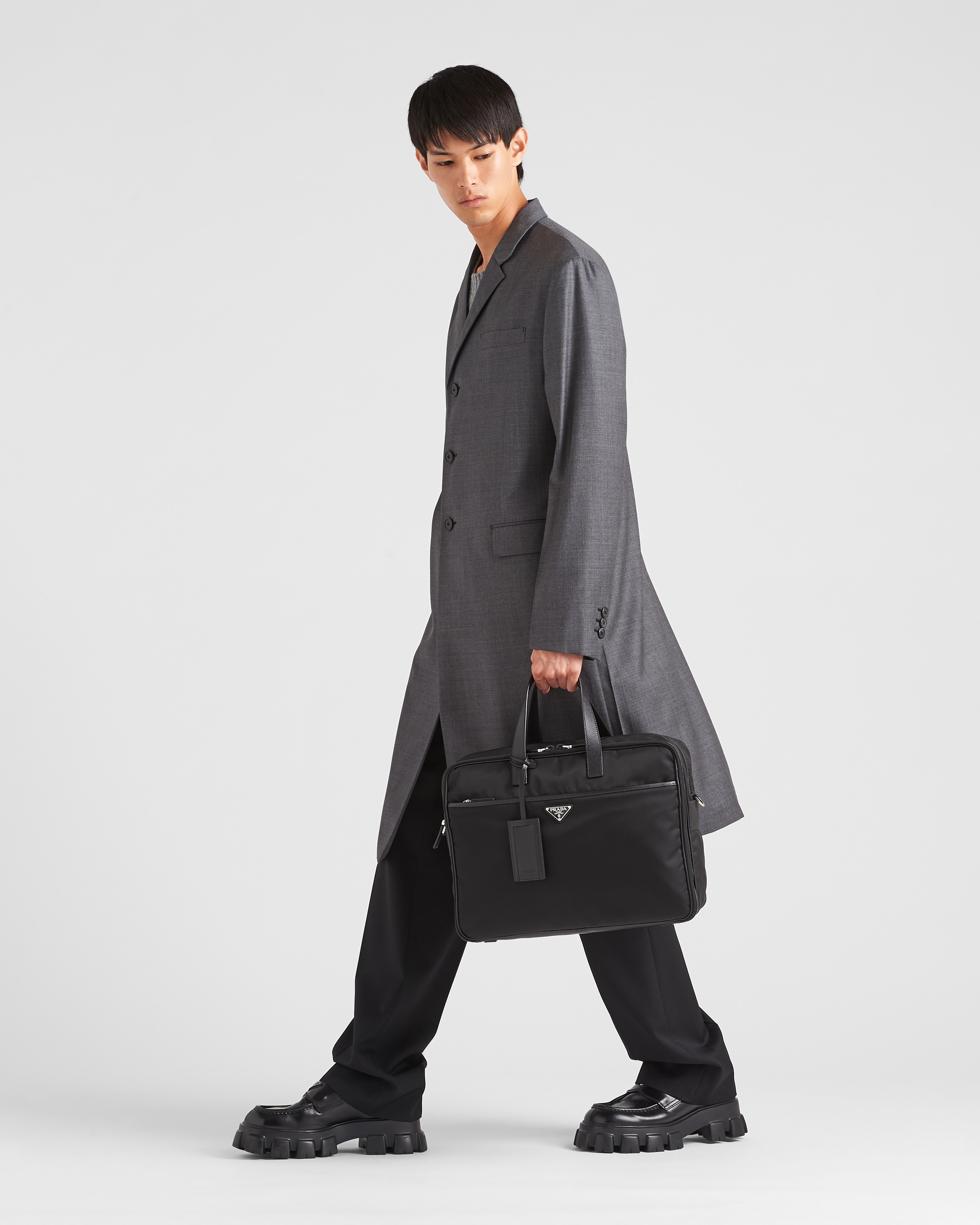 Prada saffiano briefcase new arrivals