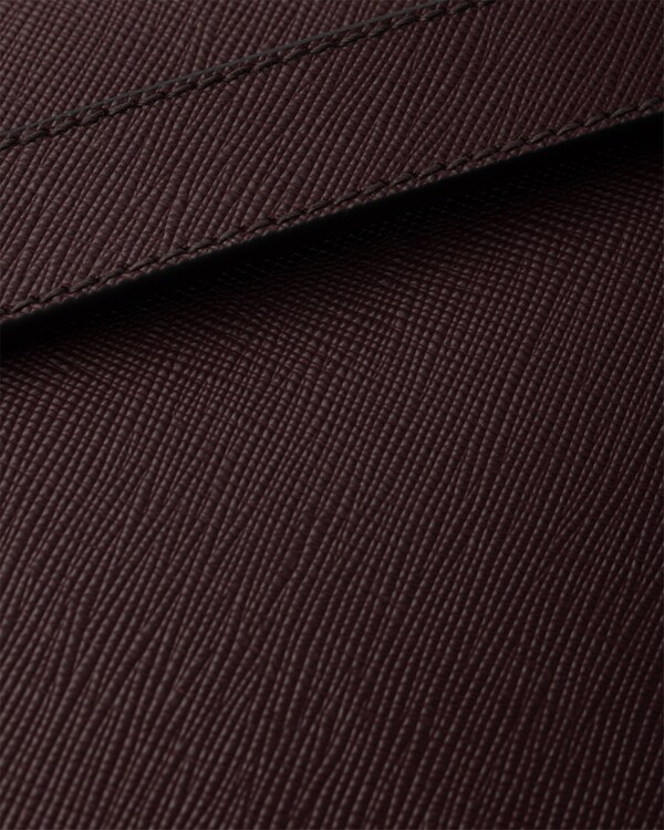 Pouch in Saffiano - Bordeaux Pouch in Saffiano - Bordeaux