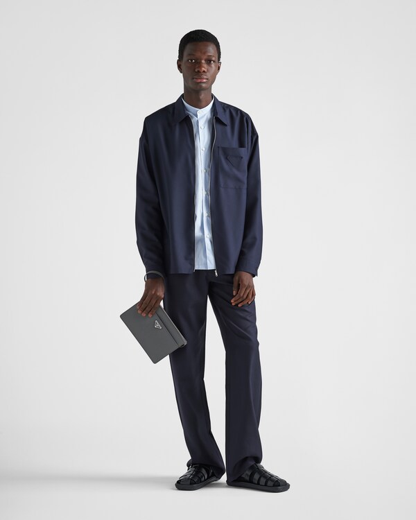 باوتش من جلد سافيانو - رمادي رخامي باوتش من جلد سافيانو - رمادي رخامي