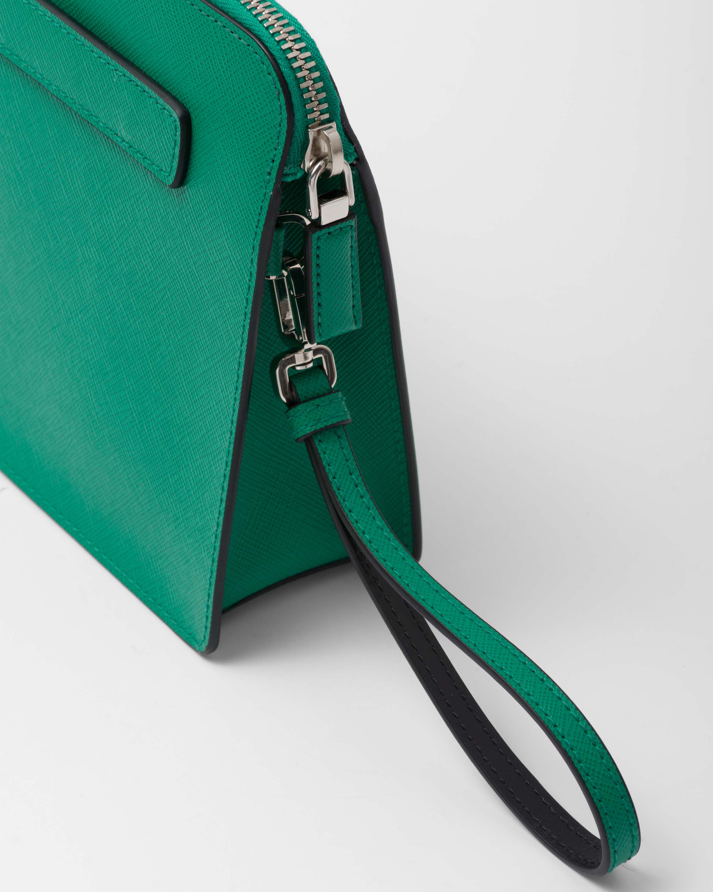 Prada باوتش من جلد سافيانو 6