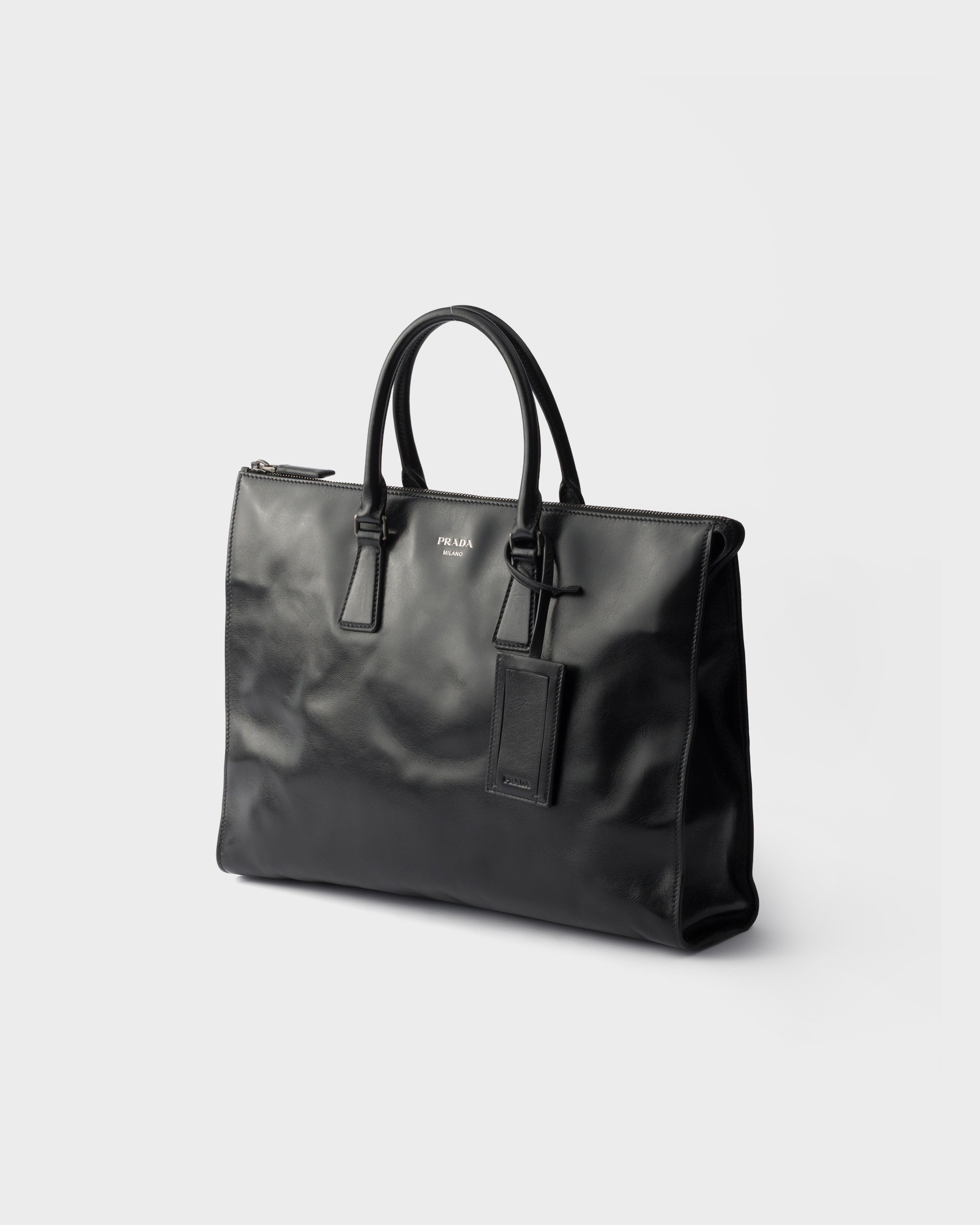 PRADA レザートートバッグ ブラック レザー トートバッグ | PRADA - 日本