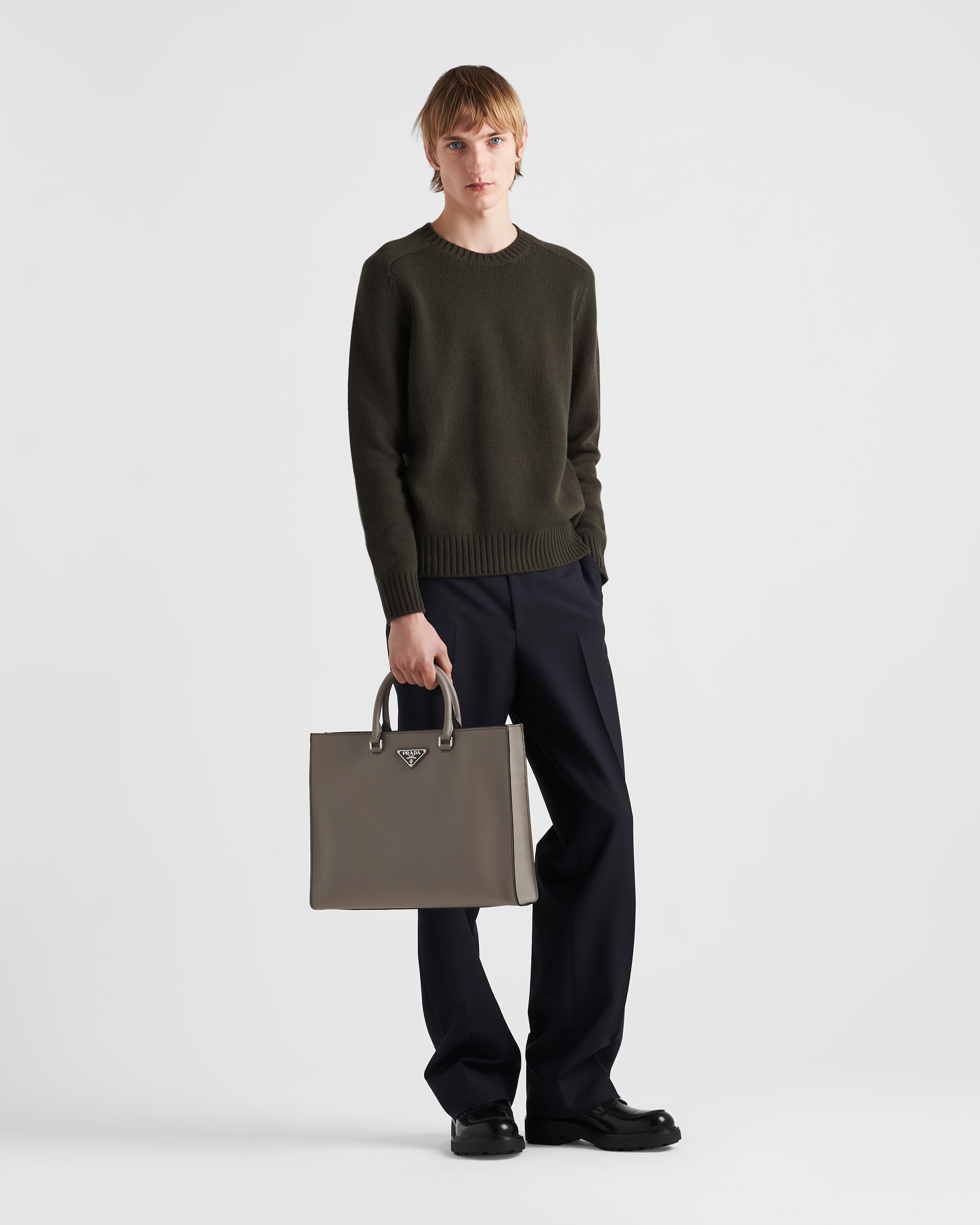 Shop Prada Tote Bag Aus Saffiano-leder In Clay Grey