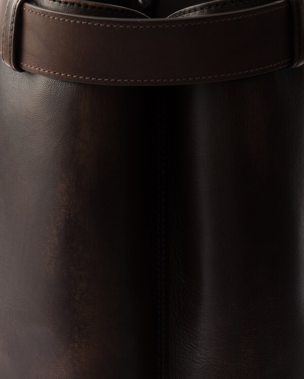 Prada Buckle Nappa皮革袢带手袋 Prada Buckle Nappa皮革袢带手袋