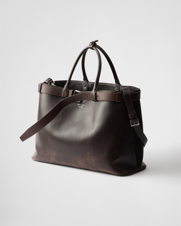 Prada Buckle Nappa皮革袢带手袋 Prada Buckle Nappa皮革袢带手袋