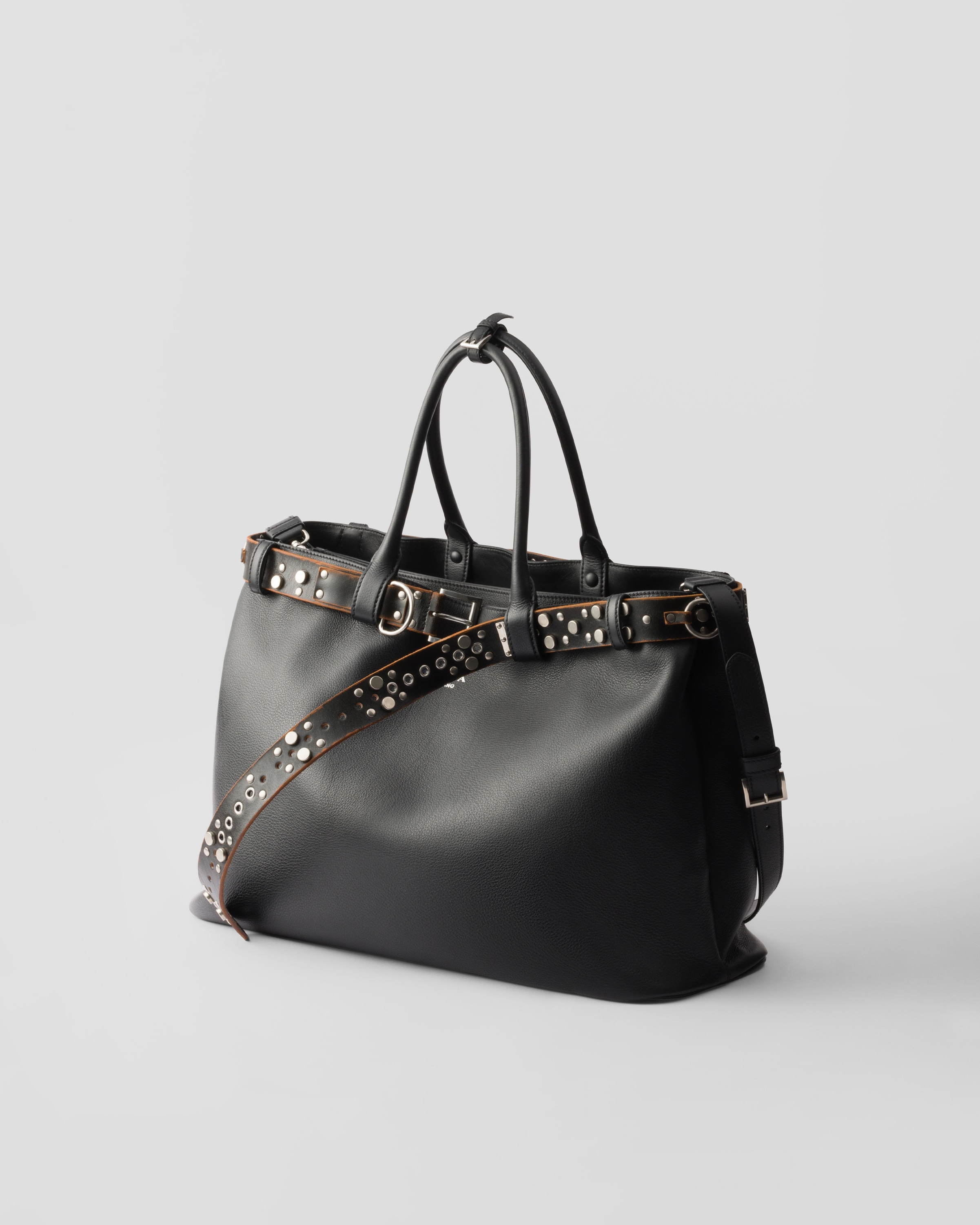 プラダ Prada スタッズ リュック バックパック バッグ
