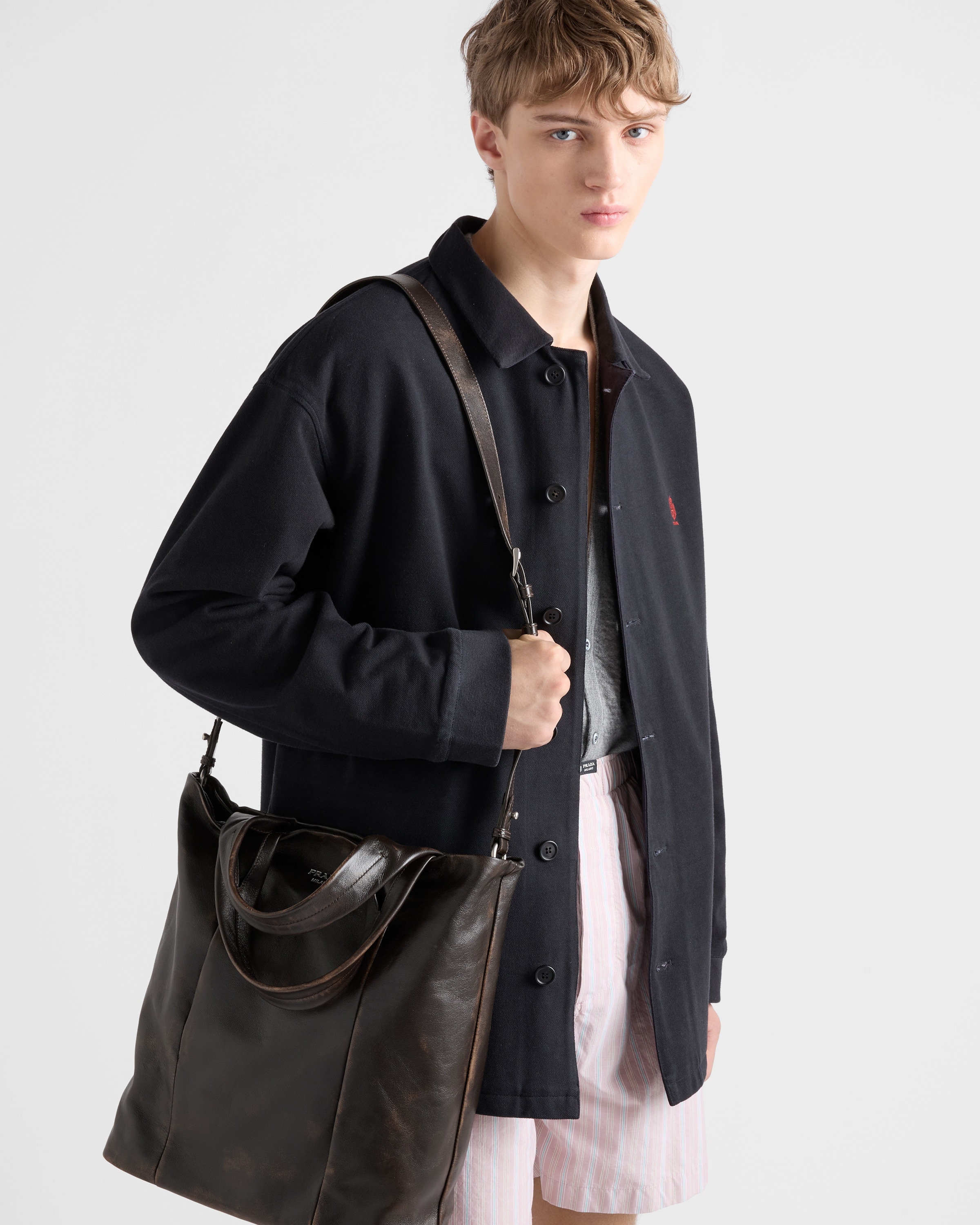ダークブラウン ディストレスト ナッパレザー トートバッグ | PRADA - 日本