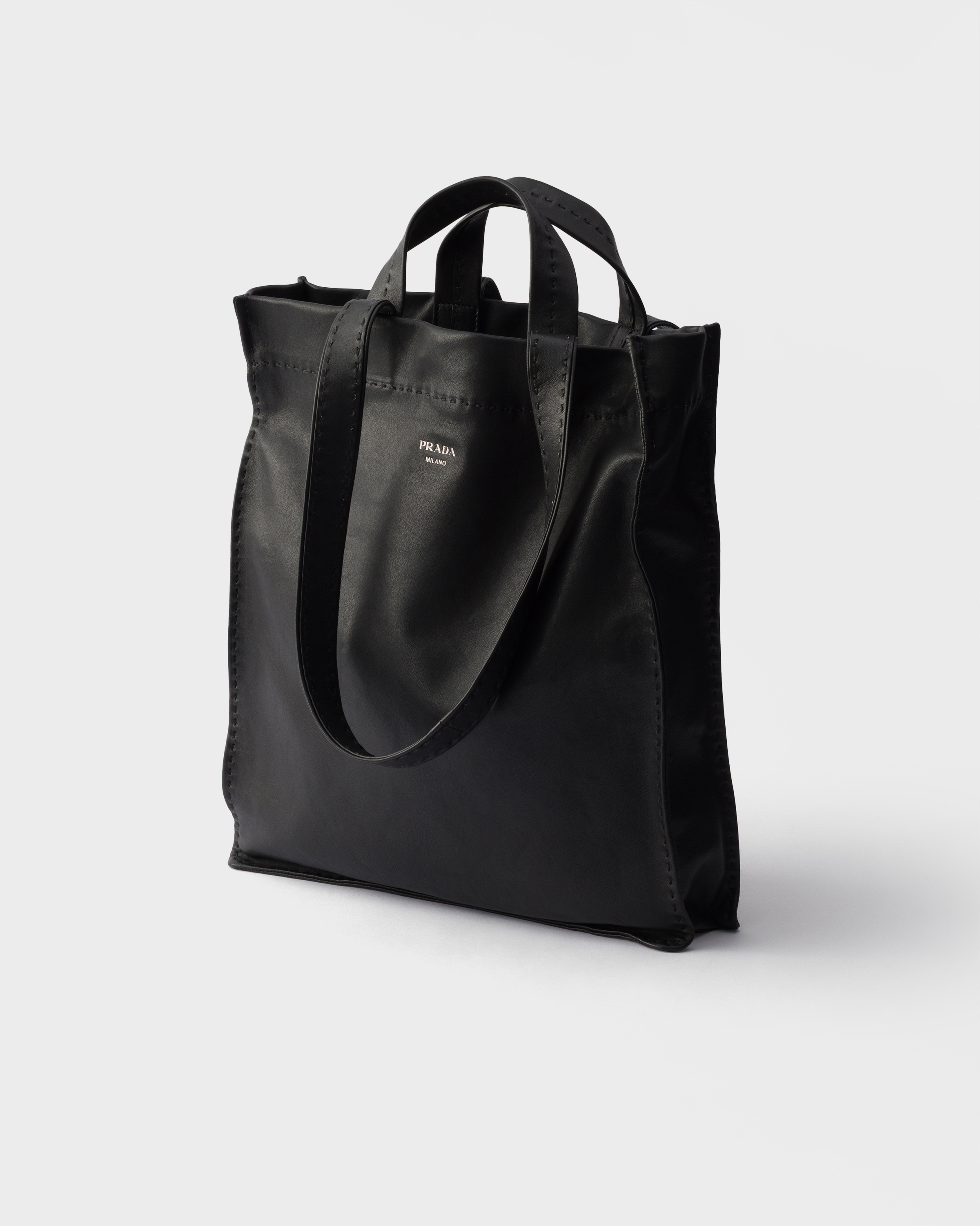 ブラック ナッパレザー トートバッグ | PRADA - 日本