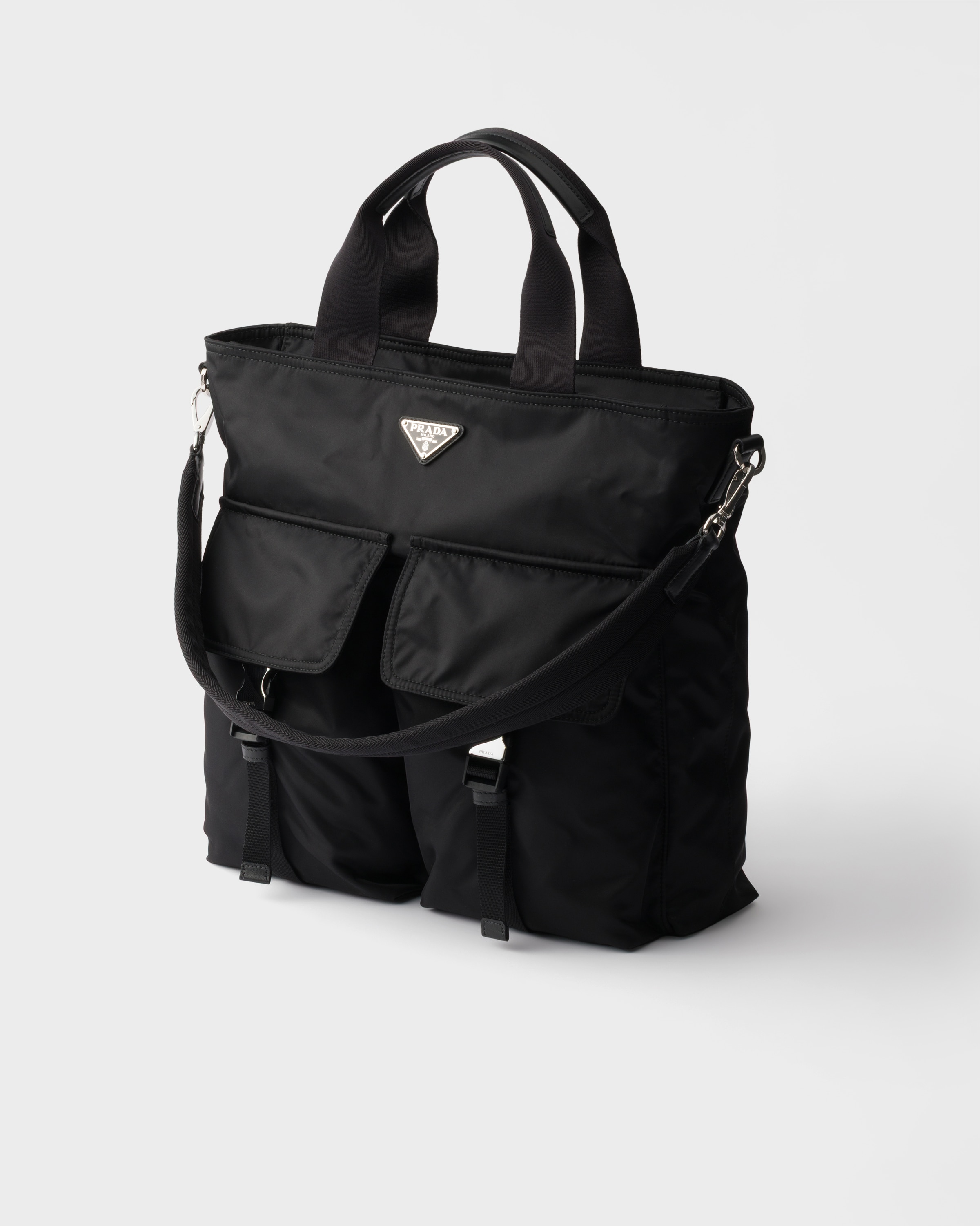 ア*シ様 PRADA ブラック トートバッグ ブラック プラダ エクスプローラ Re-Nylon レザー トートバッグ