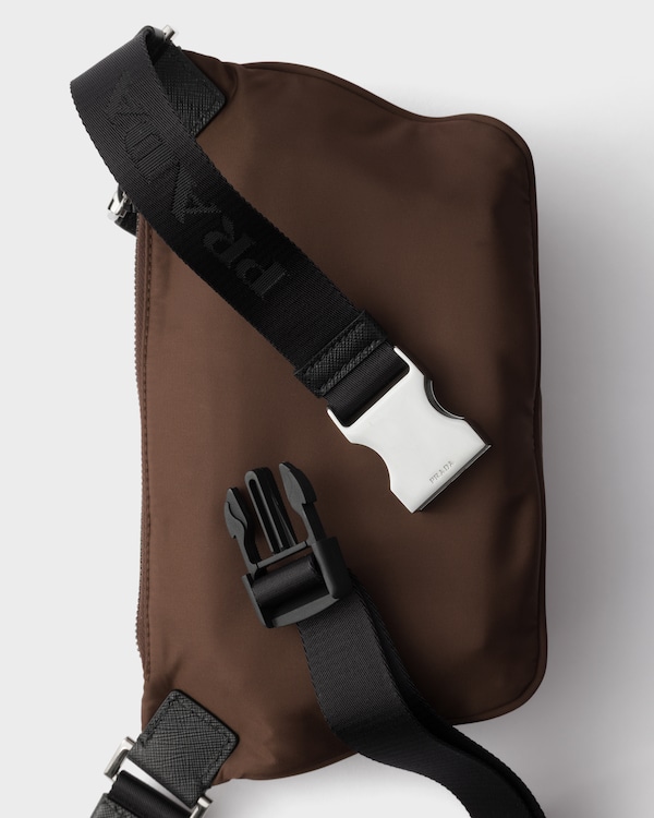 Sac porté épaule en Re-Nylon et cuir Saffiano - Terre De Sienne Sac porté épaule en Re-Nylon et cuir Saffiano - Terre De Sienne
