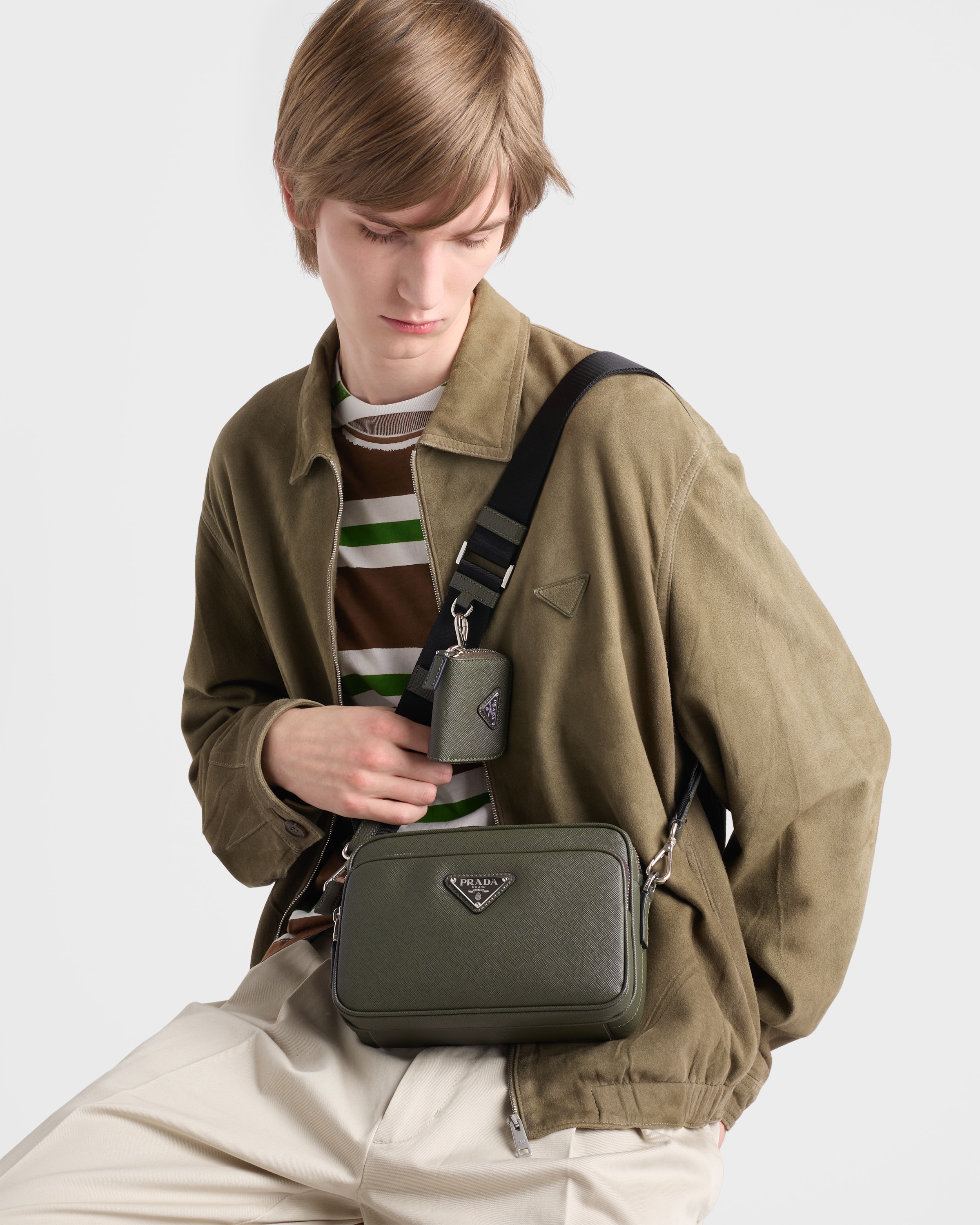 ローデングリーン サフィアーノレザー ショルダーバッグ | PRADA - 日本