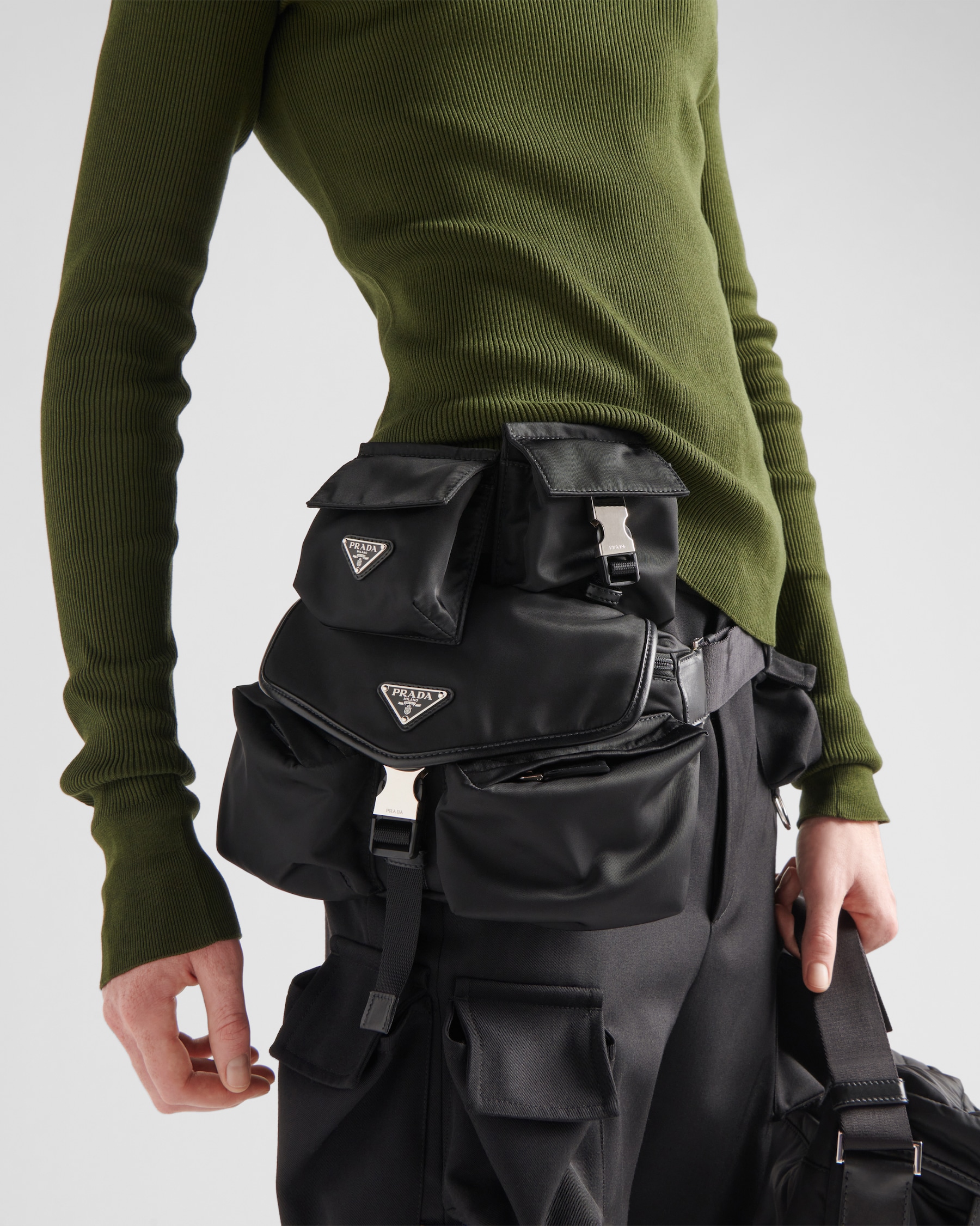 PRADA 25S EXPLORE LARGE SHOULDER BAG 30 IN BLACK RE-NYLON WITH FLAP main image 0