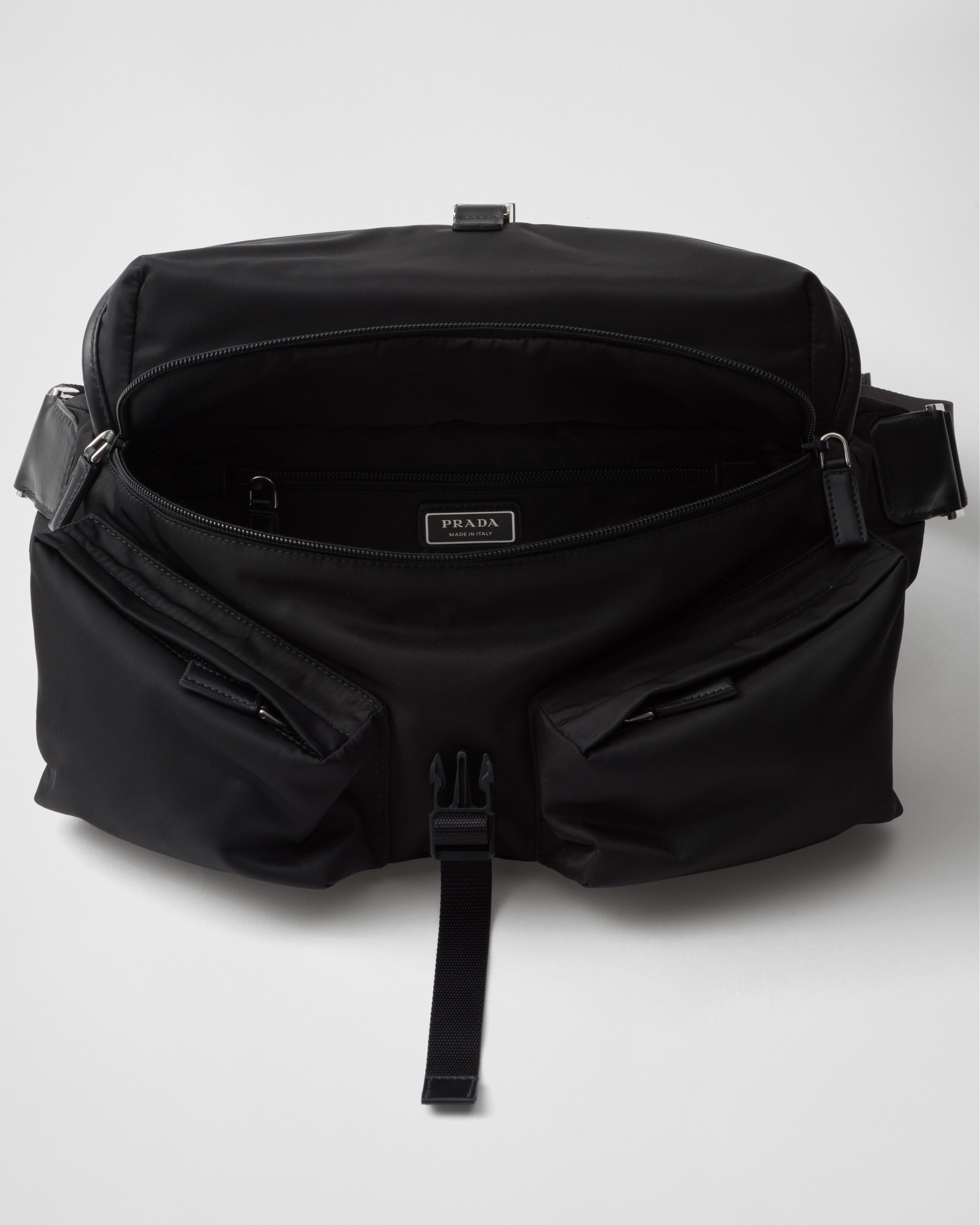 PRADA ブラックナイロンショルダーバッグ PRADA プラダ リナイロン ショルダーバッグ チェーンバッグ 斜め