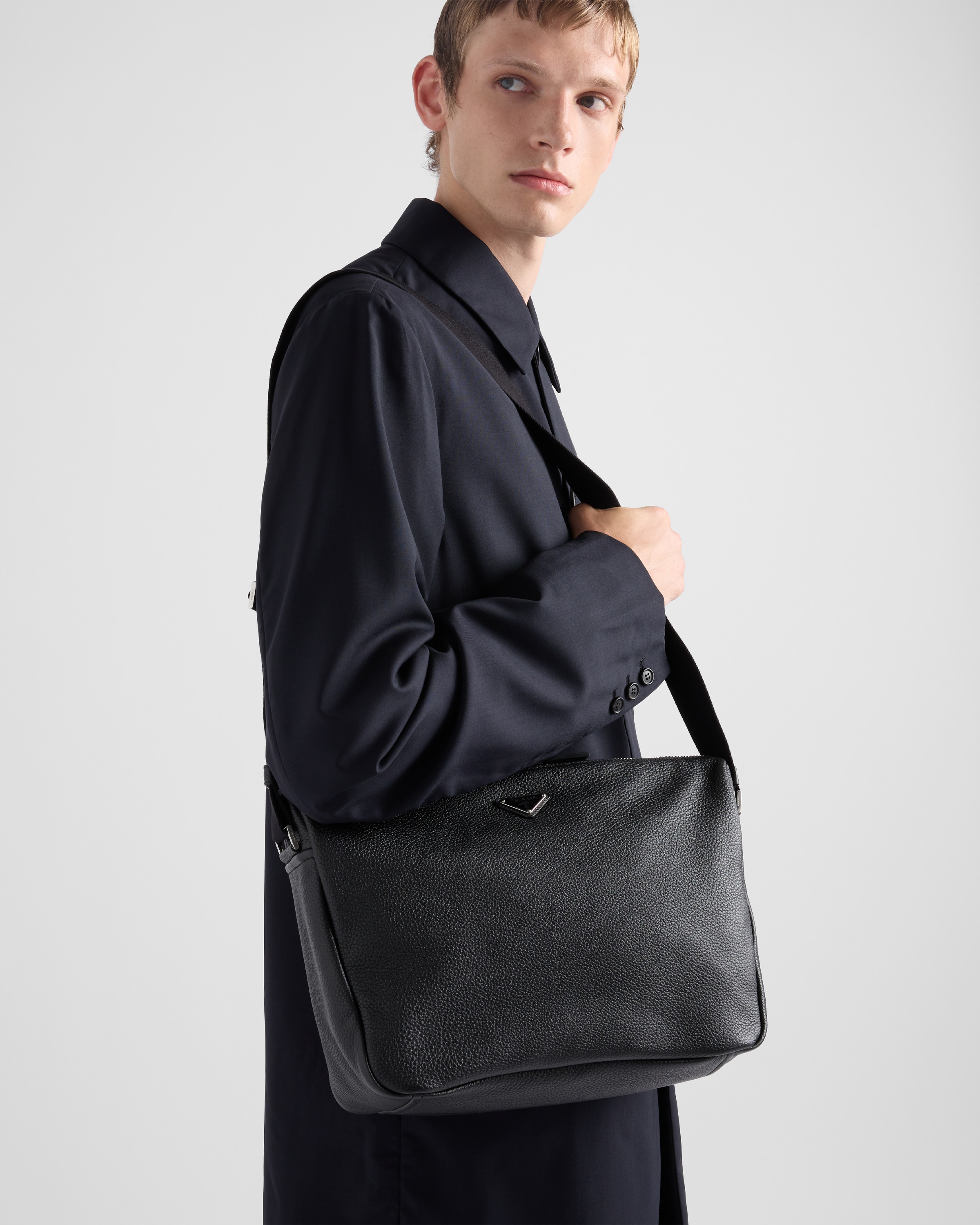 PRADA ショルダーバッグ VIT.DAINO 2VH182 2BBE Black Medium Leather Shoulder Bag | PRADA