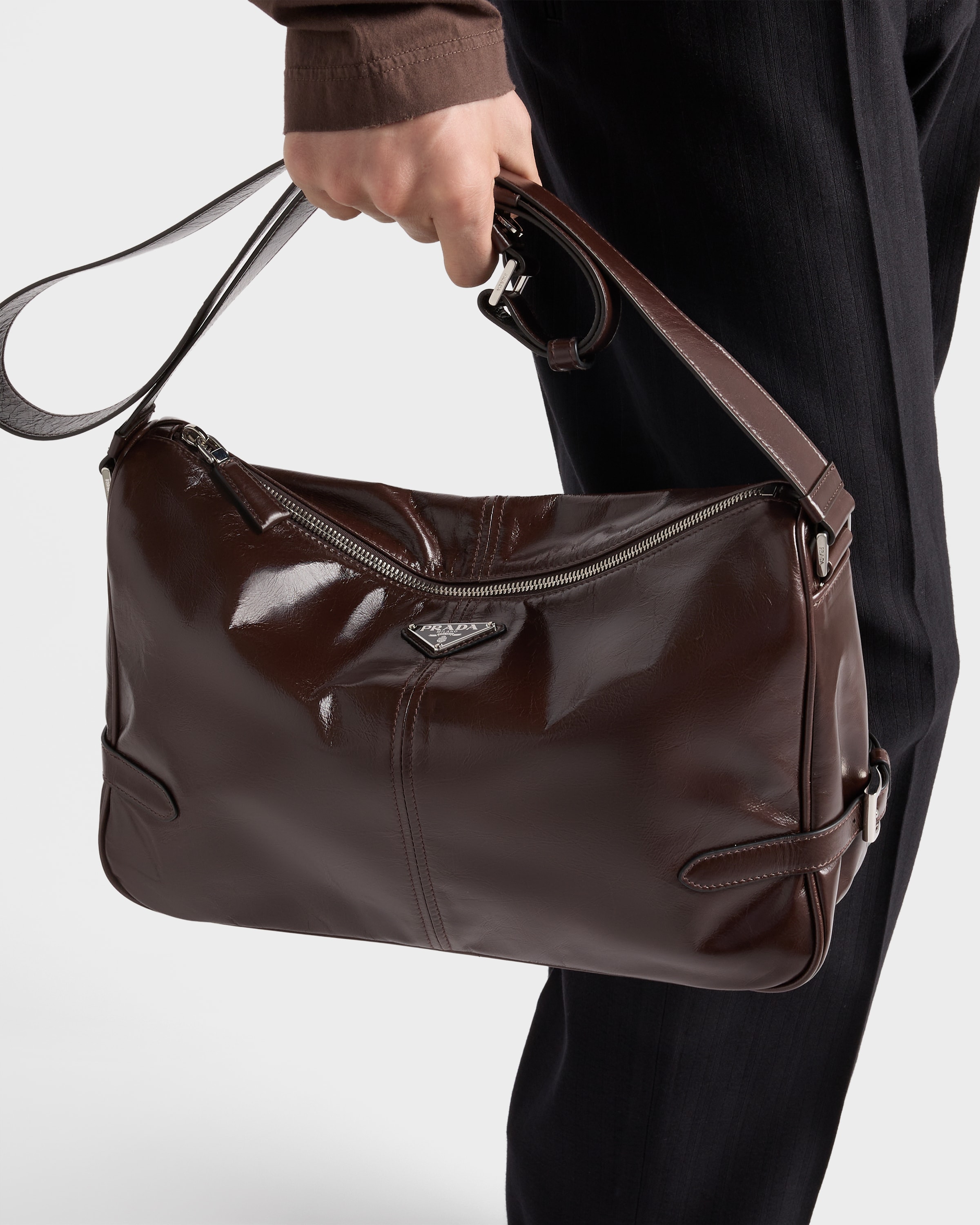 ダークブラウン ソフトルックスレザーショルダーバッグ | PRADA