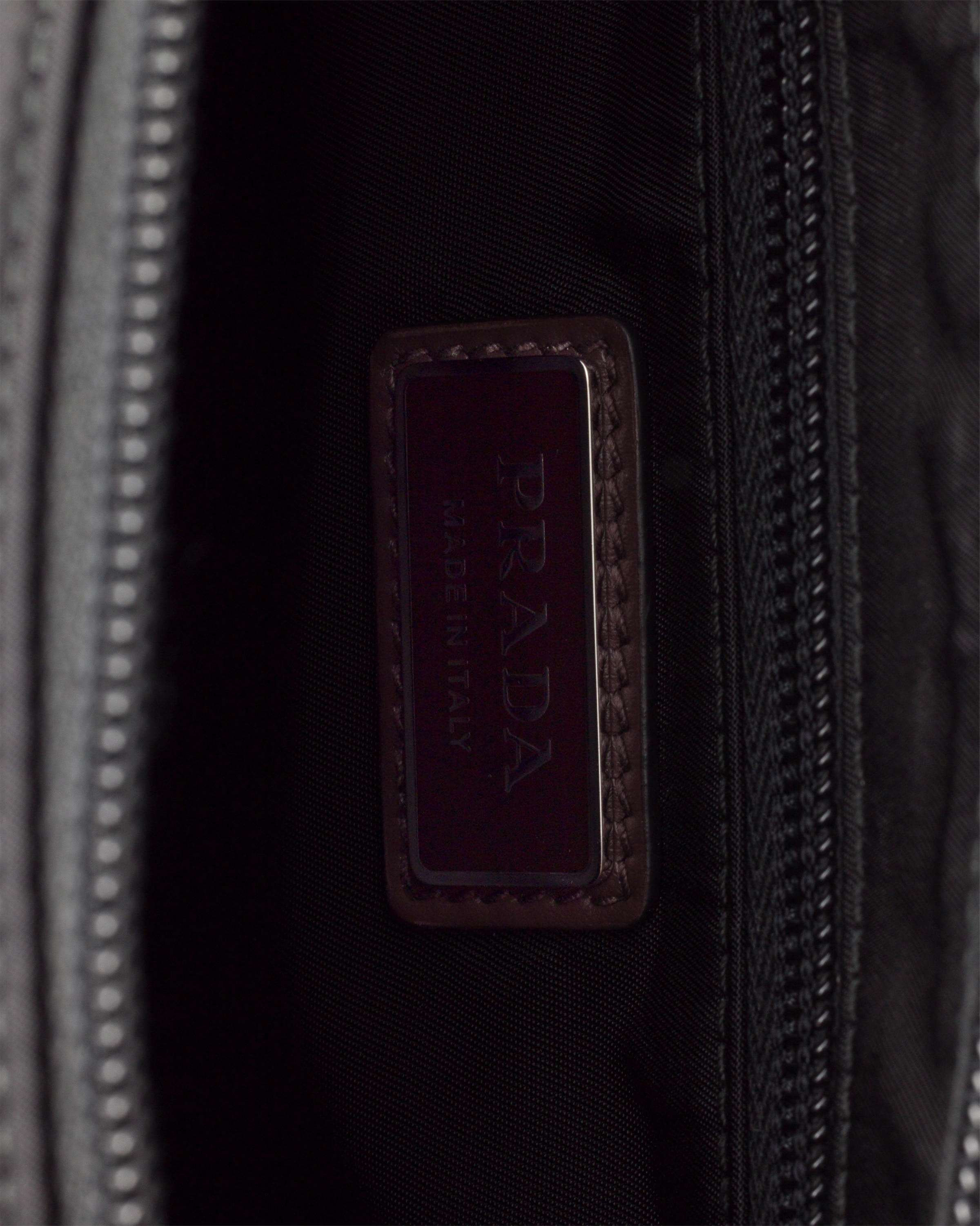 ブラック プラダ スピードロック Re-Nylon レザー ショルダーバッグ
