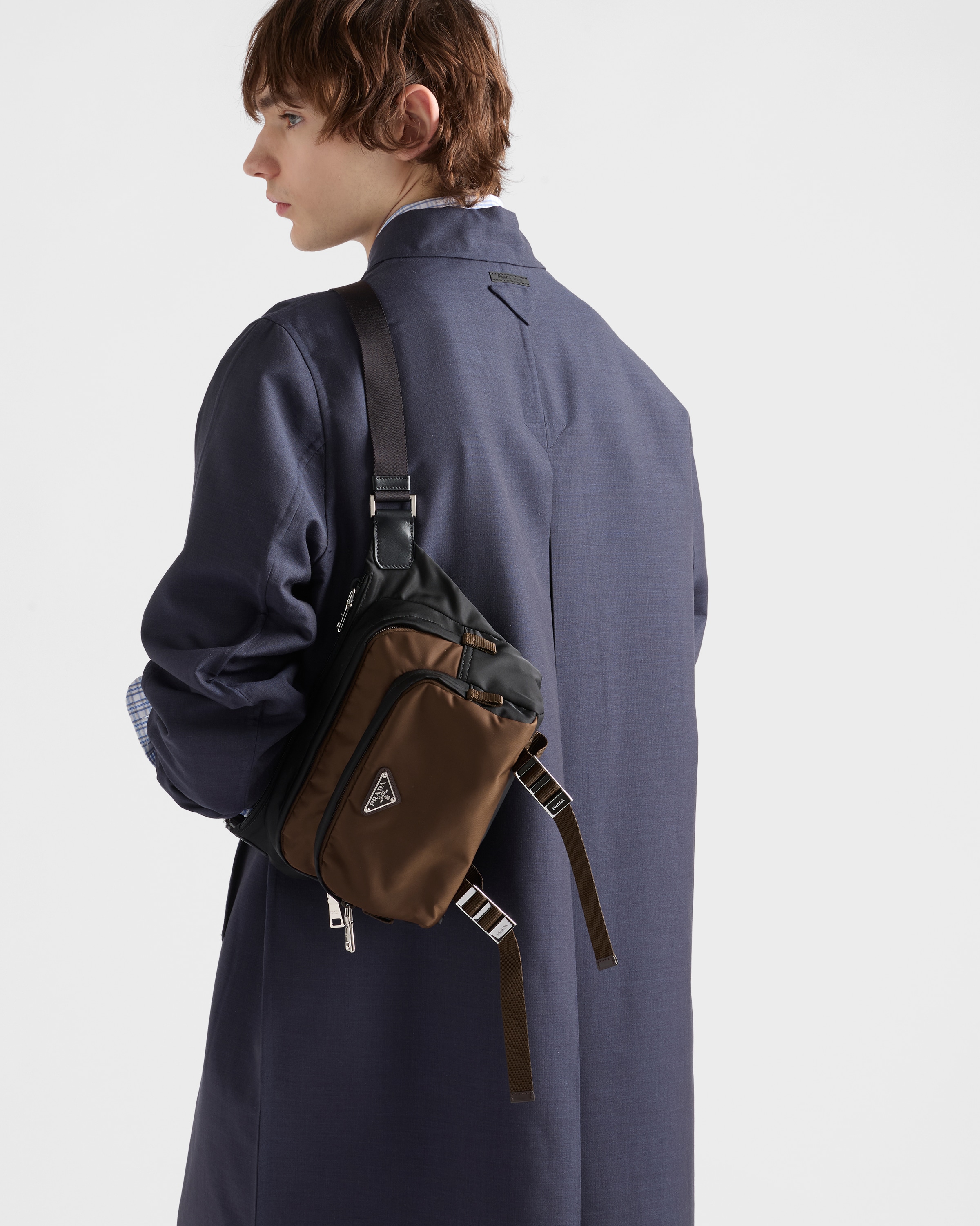 ブラック／バーント Re-nylon Xサフィアーノレザー ショルダーバッグ