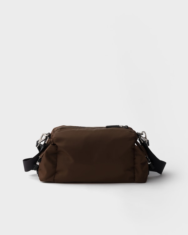 プラダ エクスプローラ Re-Nylon xレザー バッグ - シエナブラウン プラダ エクスプローラ Re-Nylon xレザー バッグ - シエナブラウン