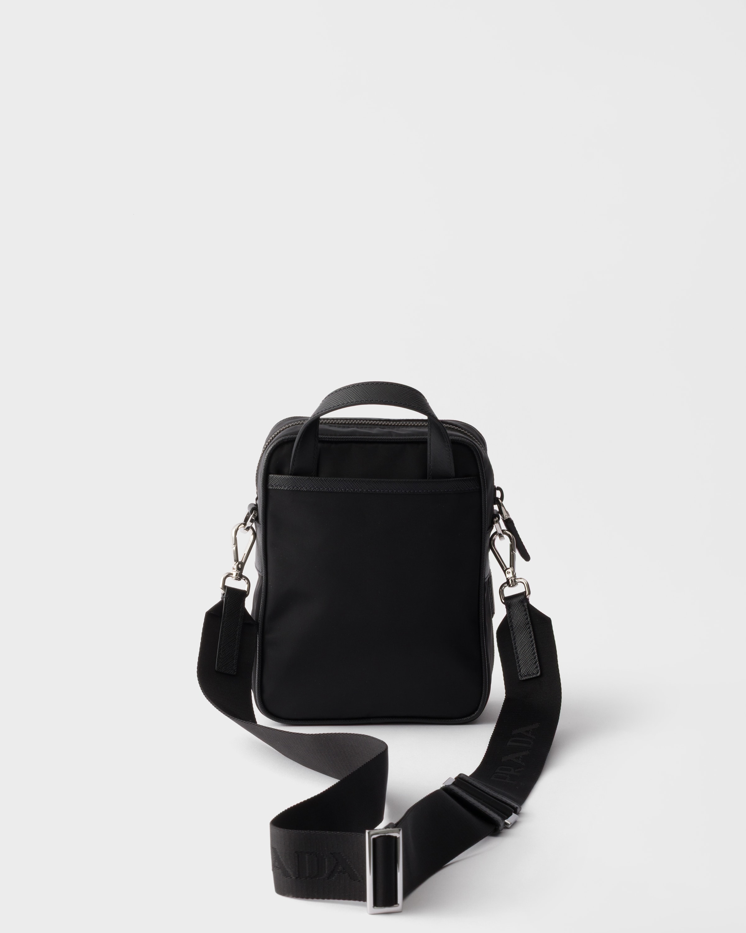 ブラック Re-nylon サフィアーノレザー ショルダーバッグ | PRADA - 日本