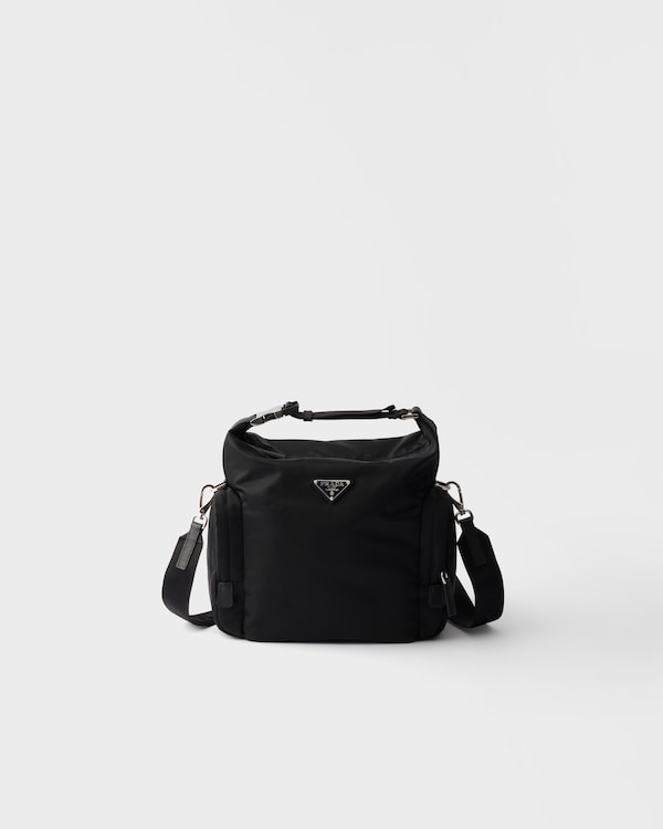 Re-Nylon サフィアーノレザー ショルダーバッグ - ブラック Re-Nylon サフィアーノレザー ショルダーバッグ - ブラック