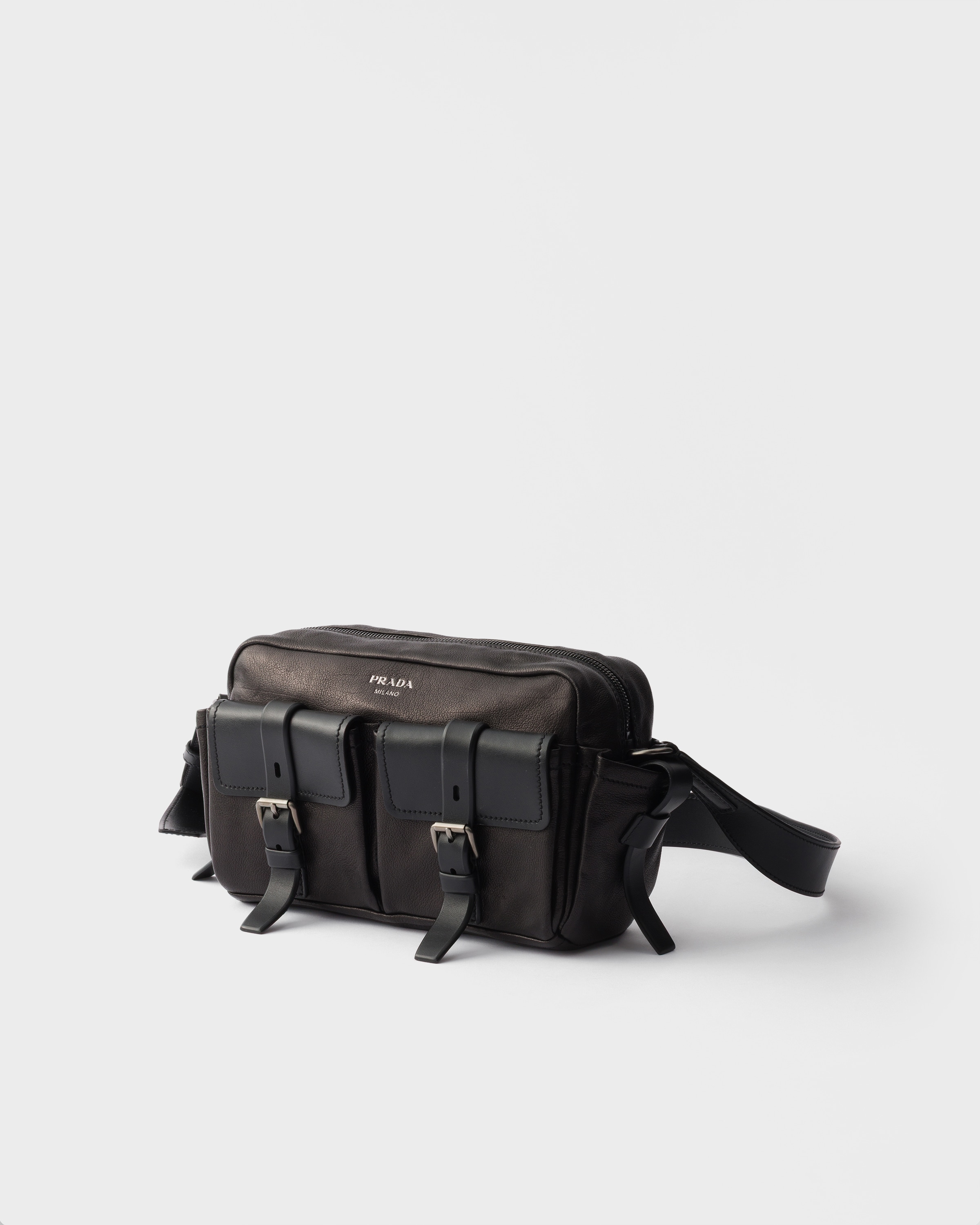 PRADA ブラック ショルダーバッグ ブラック プラダ ルート レザーショルダーバッグ | PRADA - 日本