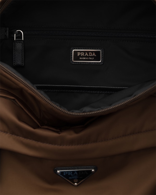 Mochila de Re-Nylon y piel Saffiano - Sienna Mochila de Re-Nylon y piel Saffiano - Sienna