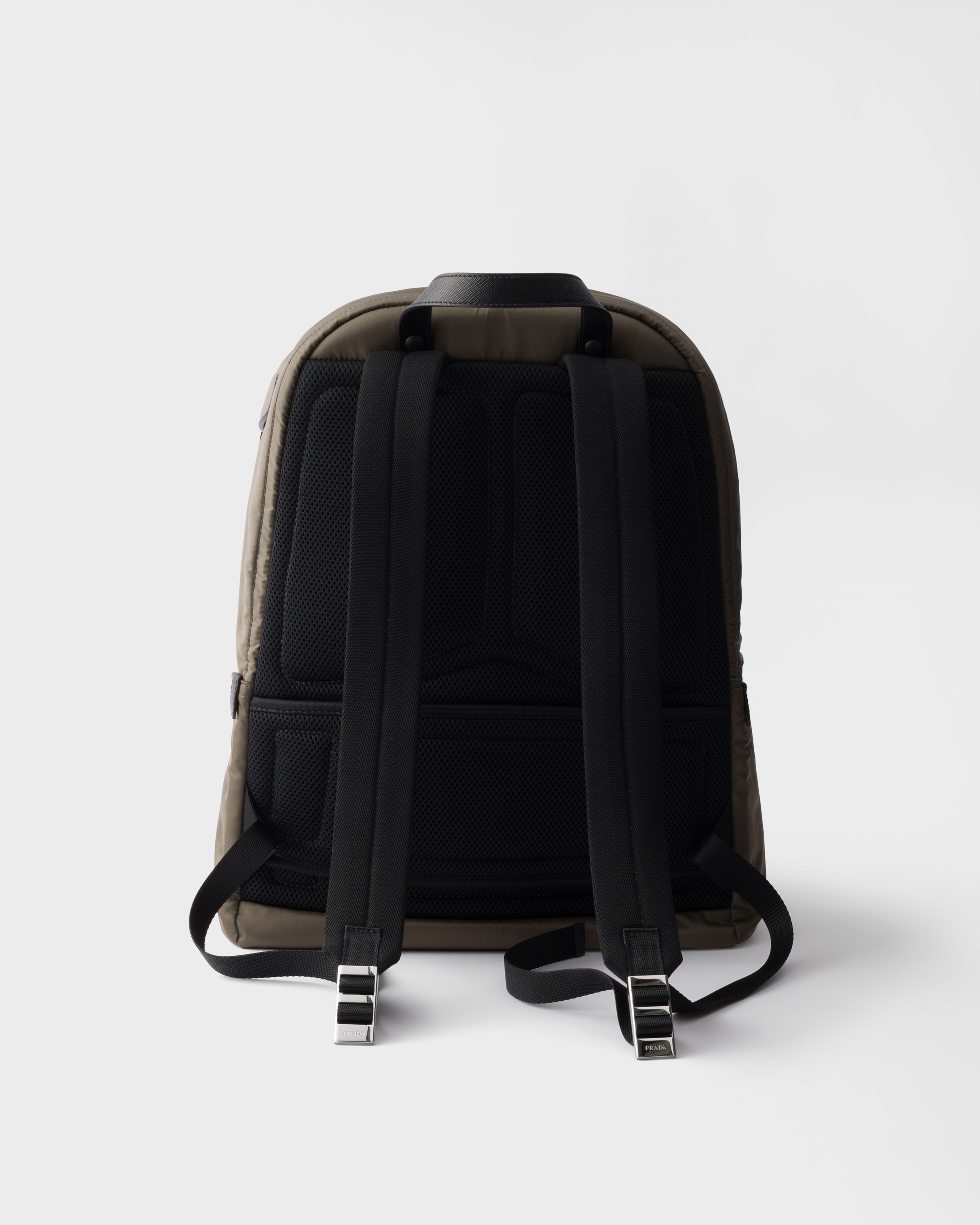 スモーキーグレー Re-nylon Xサフィアーノレザー バックパック | PRADA
