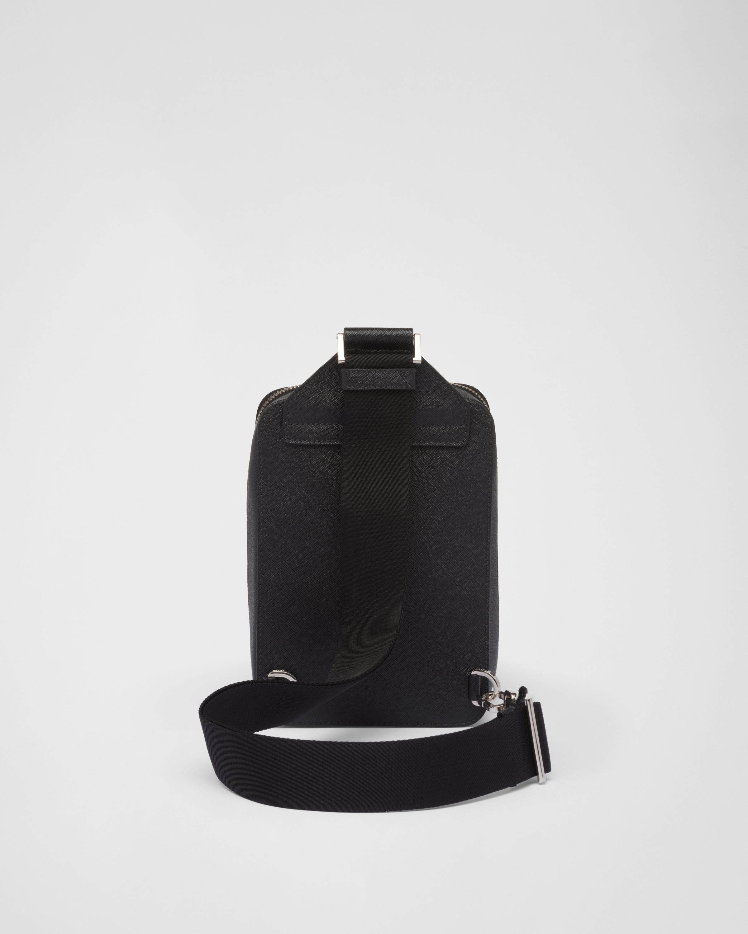 Brique clearance bag prada