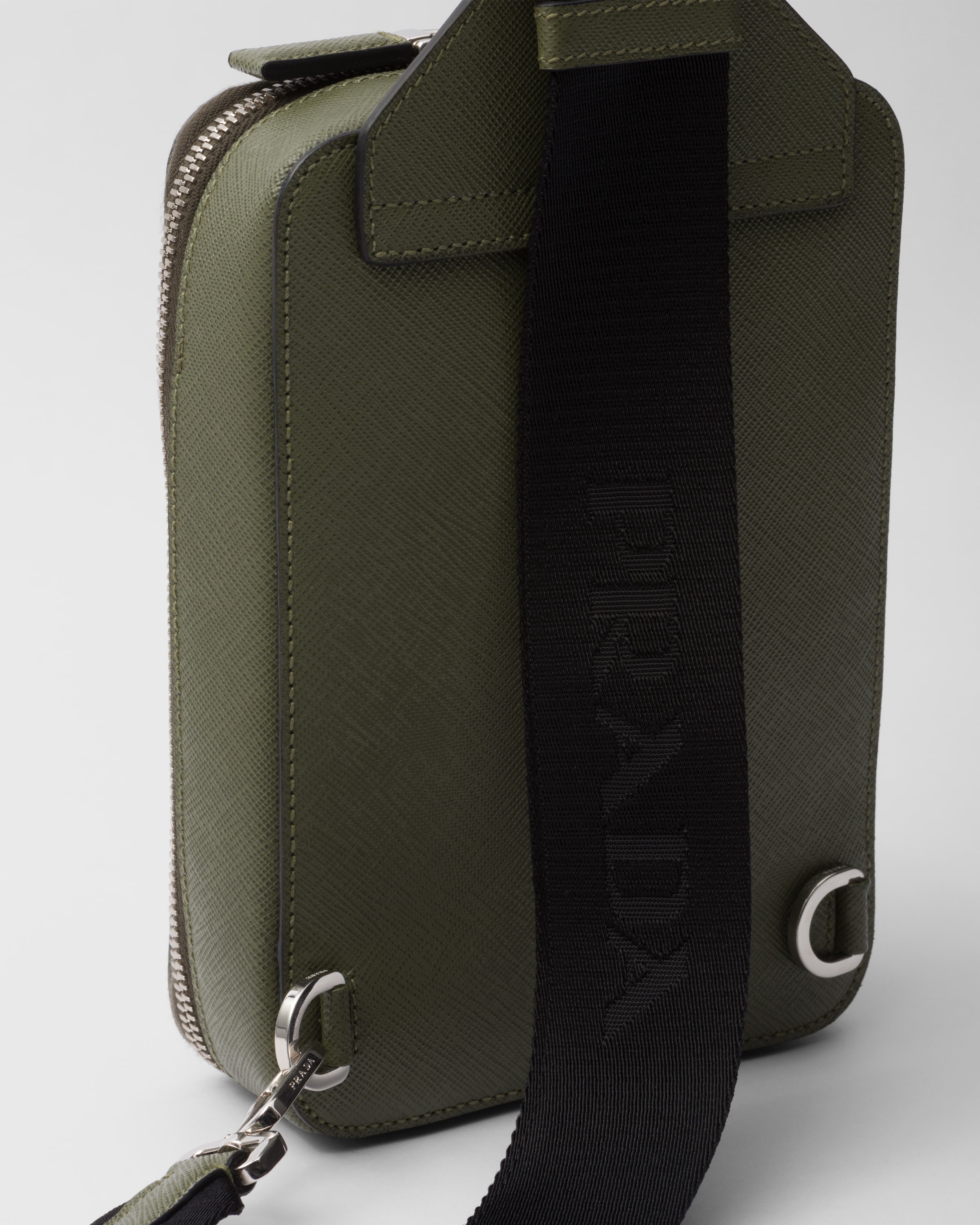 Prada brique hotsell saffiano leather
