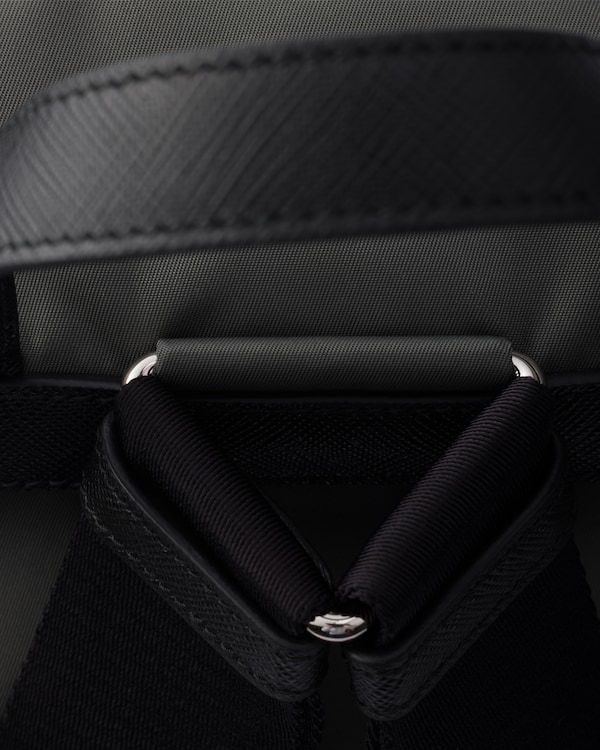 Re-Nylon バックパック - グレー Re-Nylon バックパック - グレー