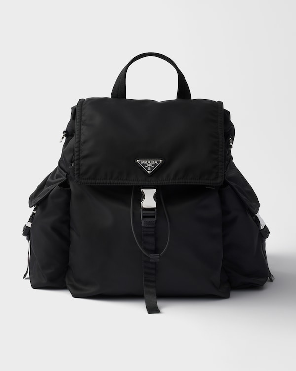 PRADA ブラック バックパック cq5dam.web.hebebed.600.600.jpg