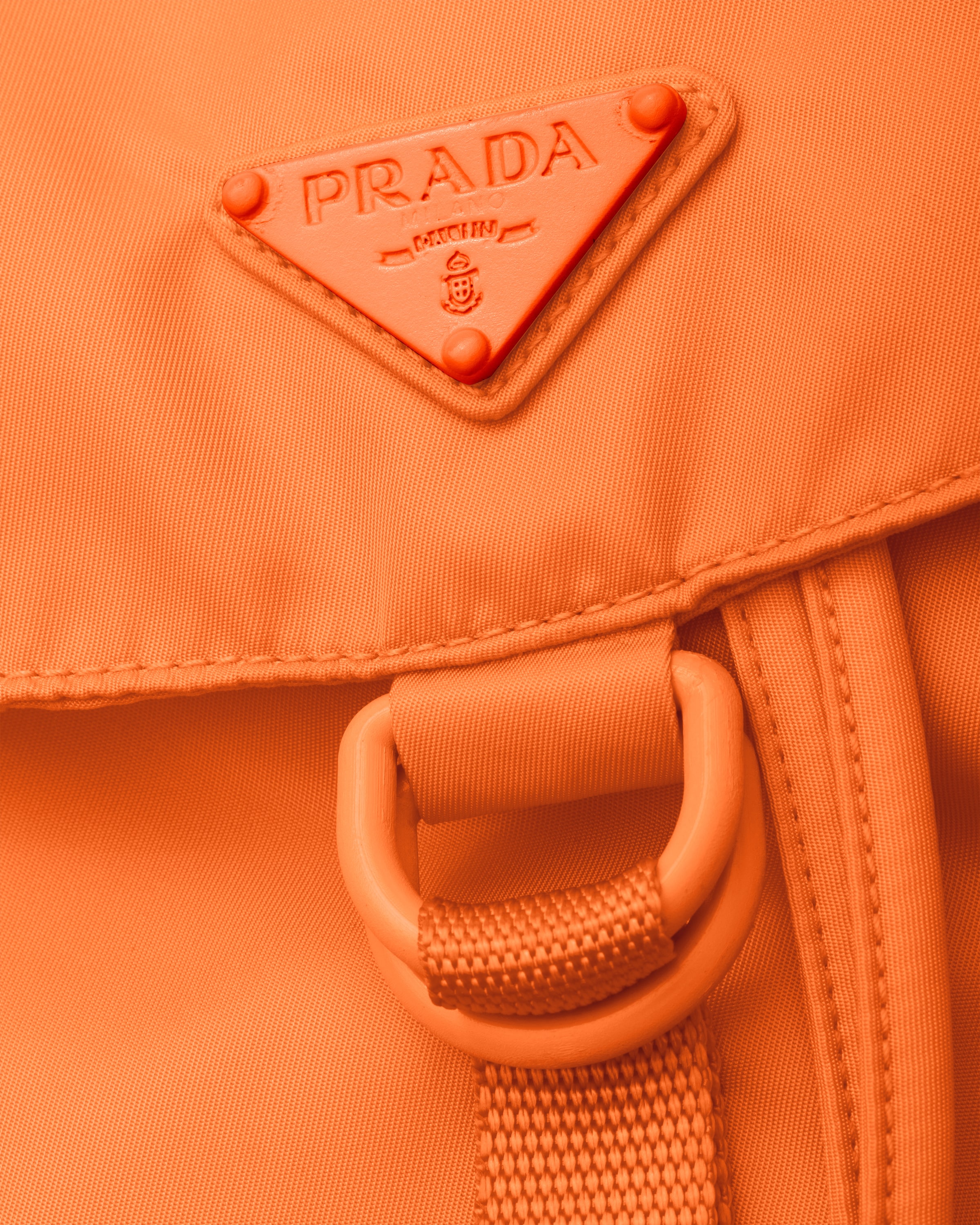 オレンジ Re-Nylon バックパック | PRADA - 日本
