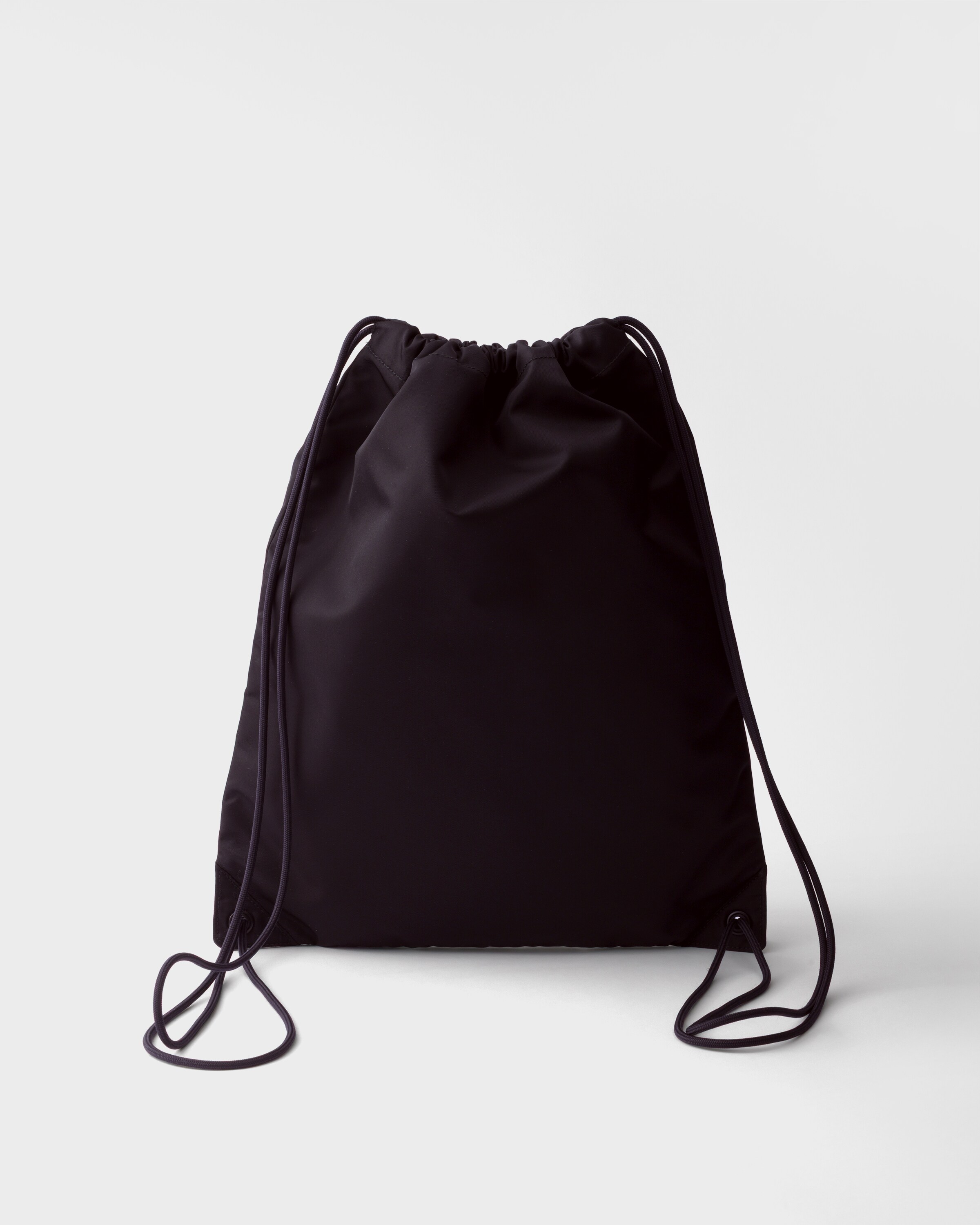 ブラック Re-Nylon ドローストリング バックパック | PRADA - 日本