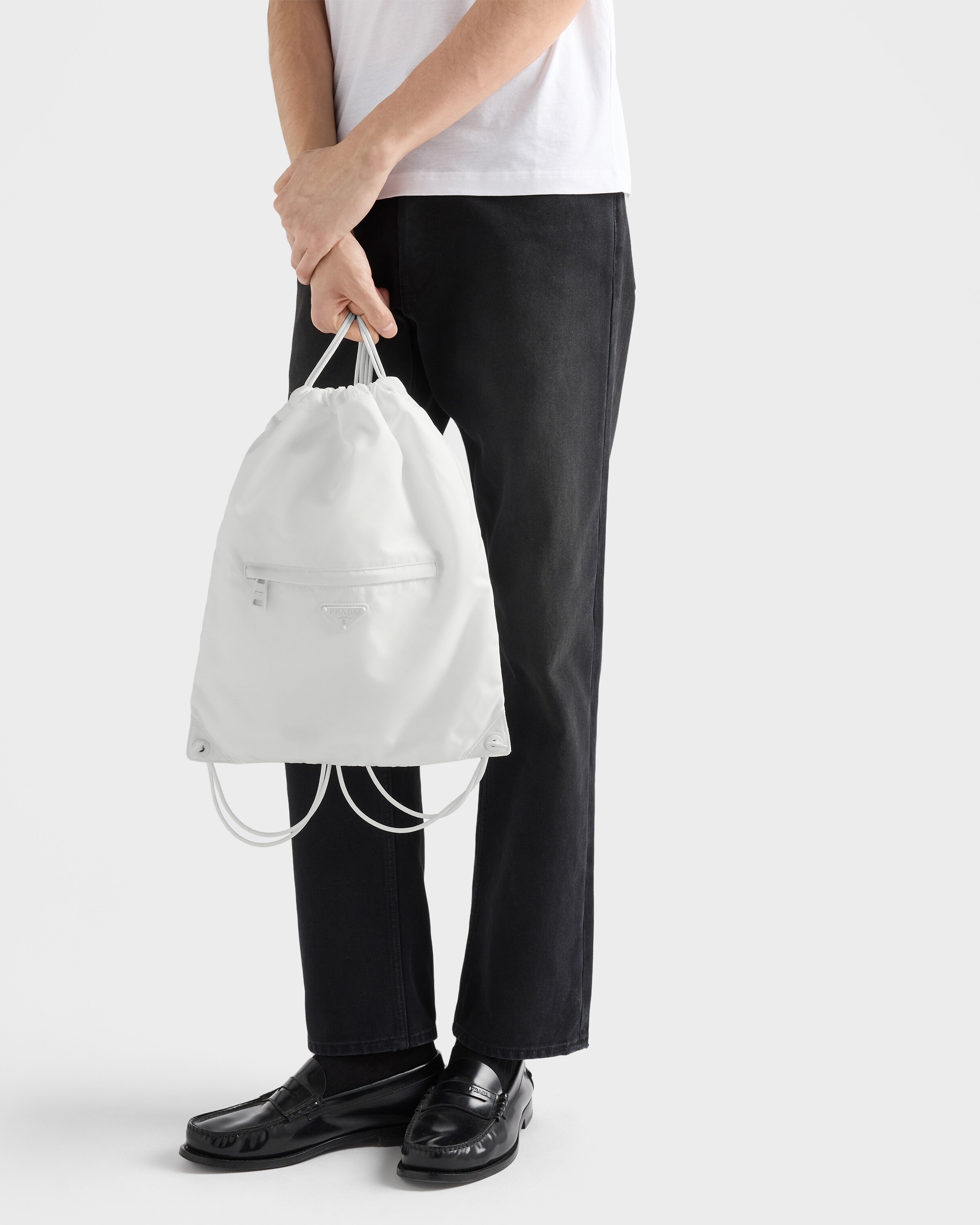 ホワイト Re-Nylon ドローストリング バックパック | PRADA - 日本