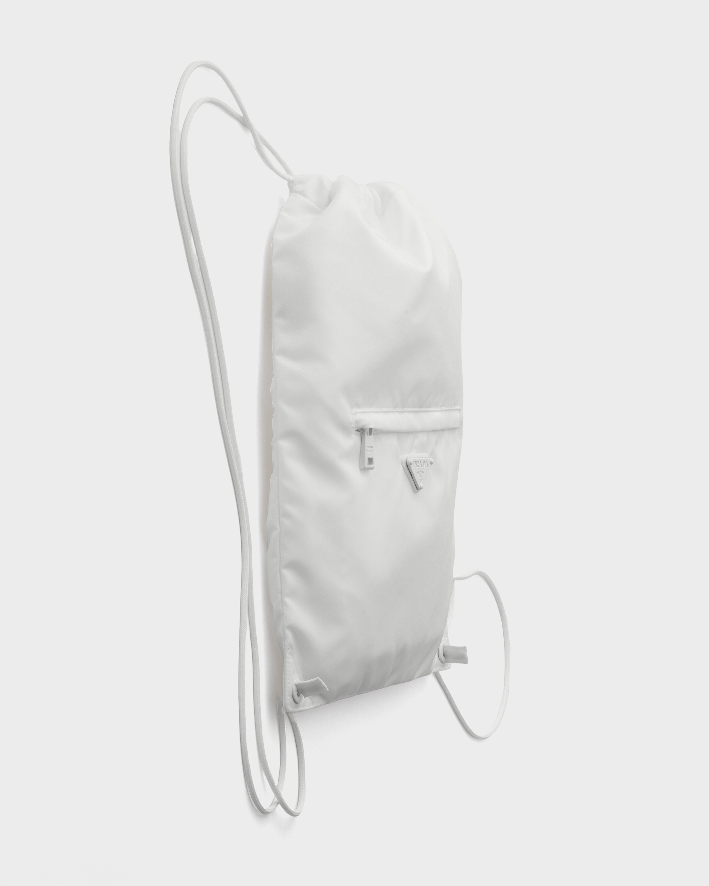 Y*a様 PRADA ドローストリングバッグ ホワイト ホワイト Re-Nylon ドローストリング バックパック | PRADA - 日本